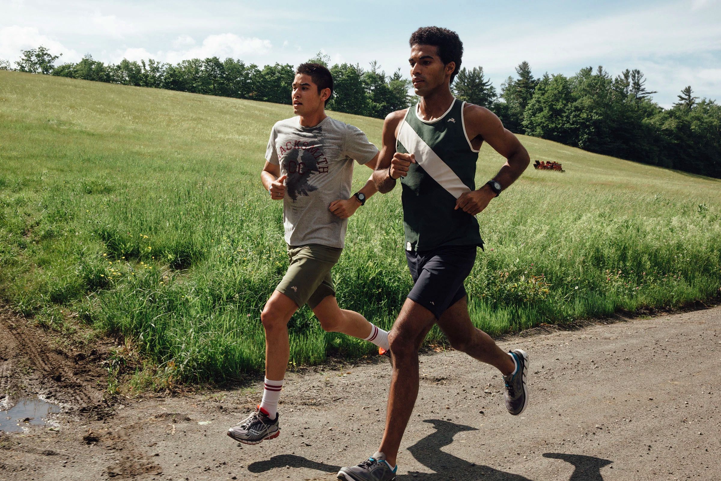 Run the country. Бег спешл. Tracksmith Running. Lightweight Running Sports. Sport brands.