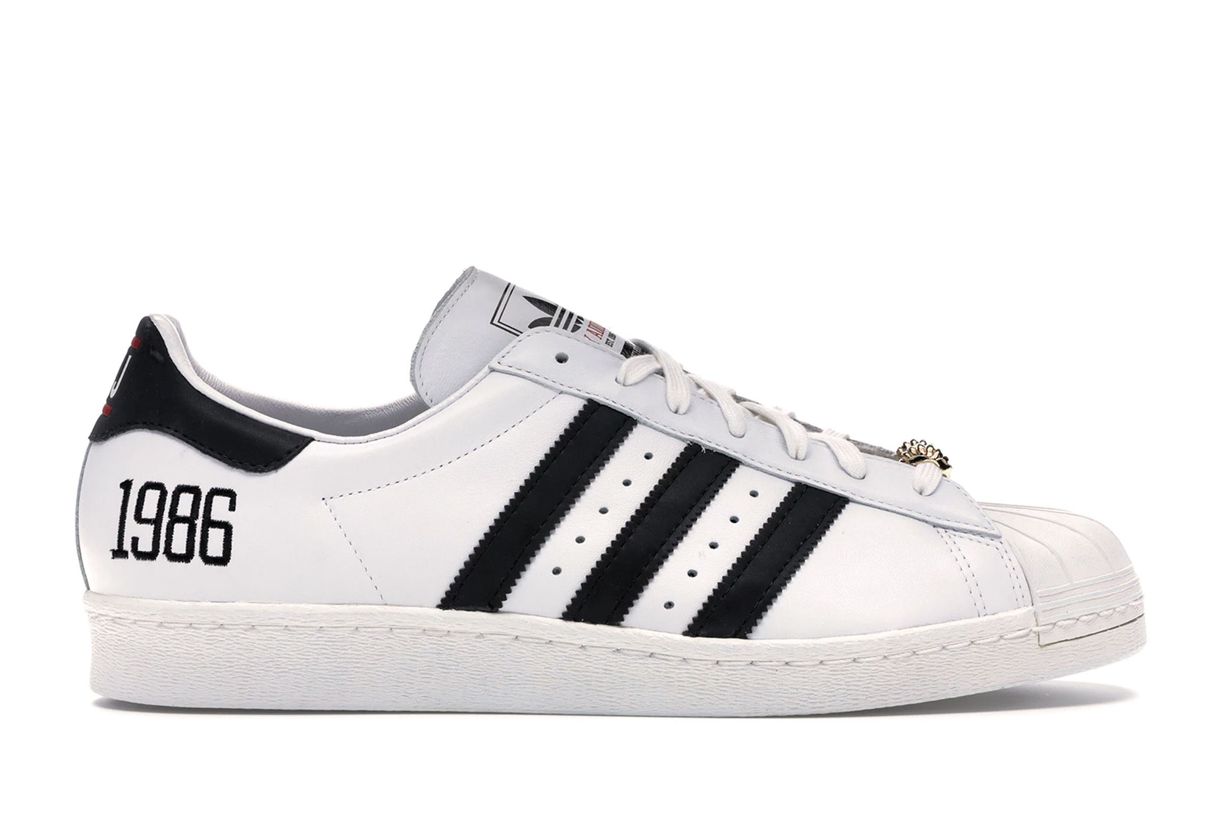 The Adidas Superstar, Gazelle & Samba Before it was the Superstar, the  famous adidas shell-toe was the Supergrip, appearing with that…