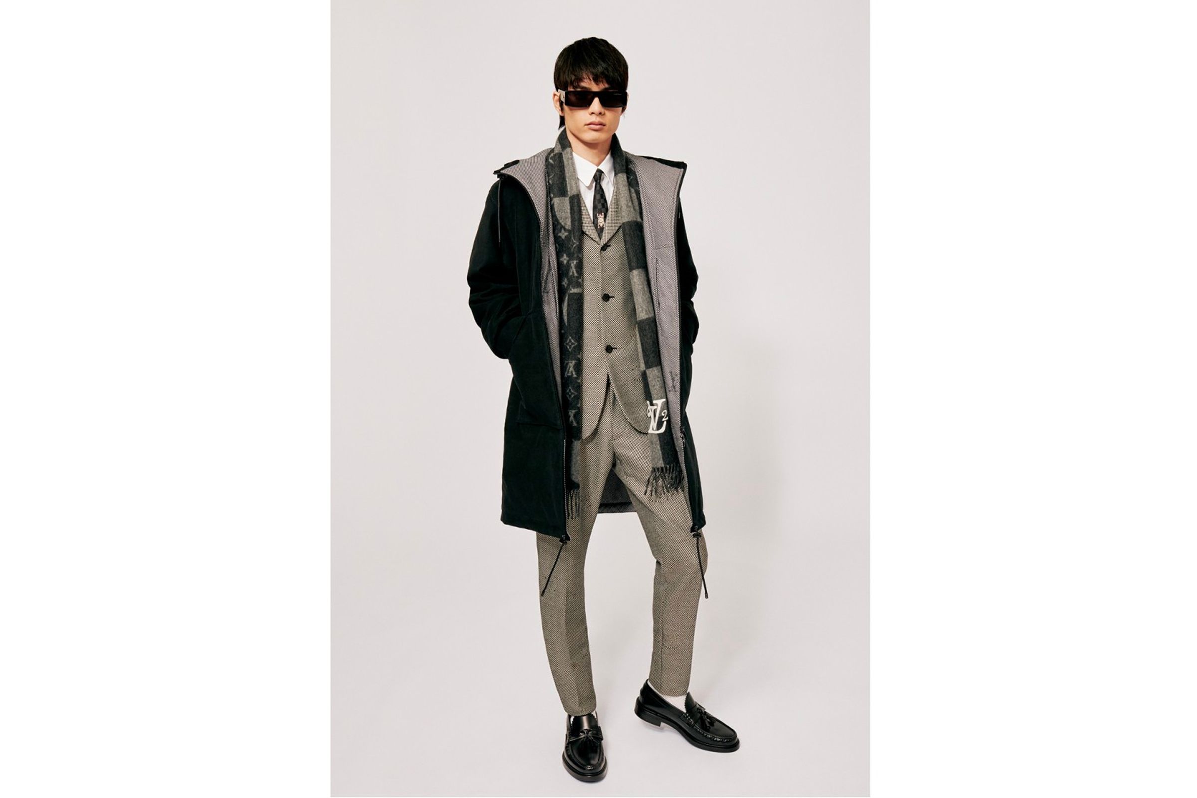 Louis Vuitton x Nigo denim jacket, Men's Fashion, Coats, Jackets and  Outerwear on Carousell
