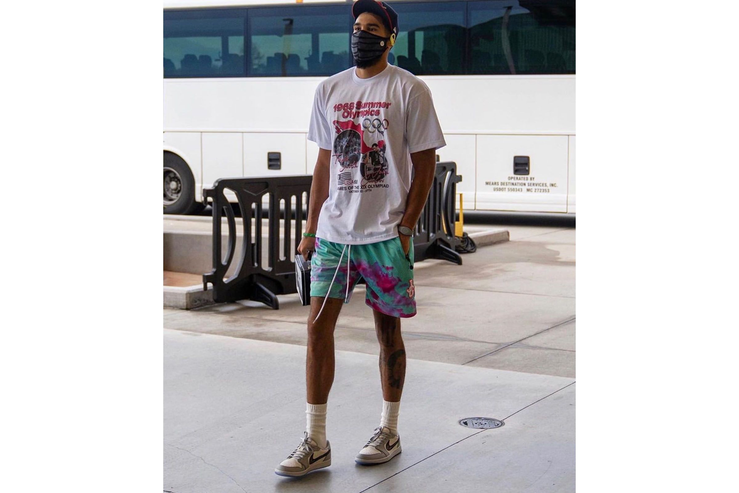 Kyle Kuzma  Hype clothing, Mens fashion casual outfits, Mens