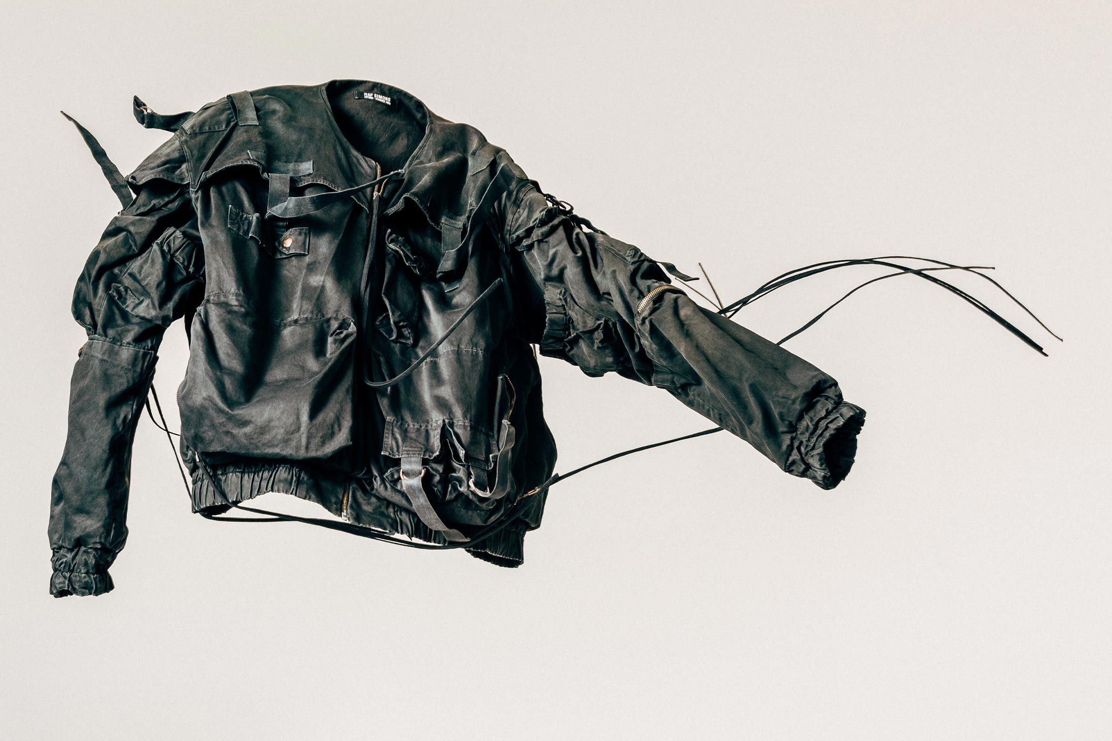 ウェア Grailed This Metallic Silver Concepts x adidas ZX 9000 is Out of This