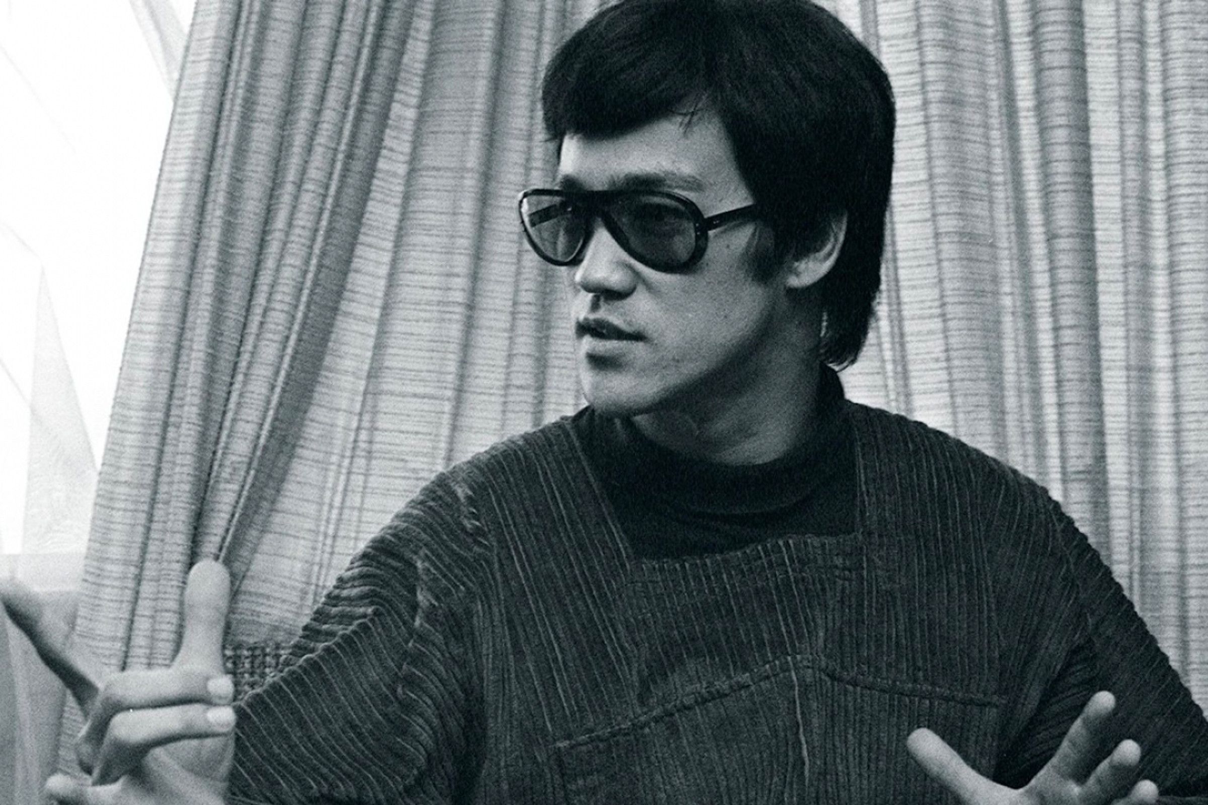 Bruce lee sale style