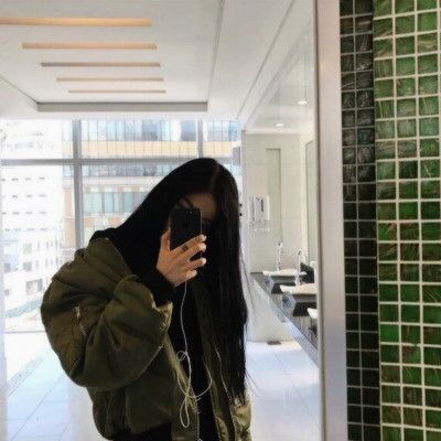 Grailed profile picture for @medusa