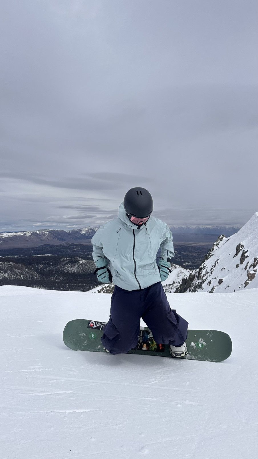 Grailed profile picture for @snowboard