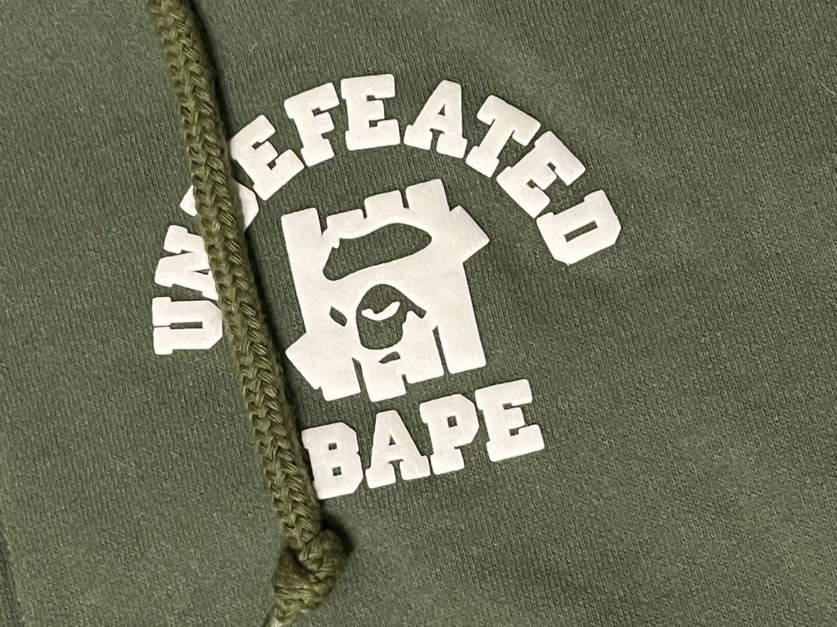Bape × Undefeated *Rare* Bape X Undefeated Zip Up Army Green Tally Camo Size US M / EU 48-50 / 2 - 3 Thumbnail
