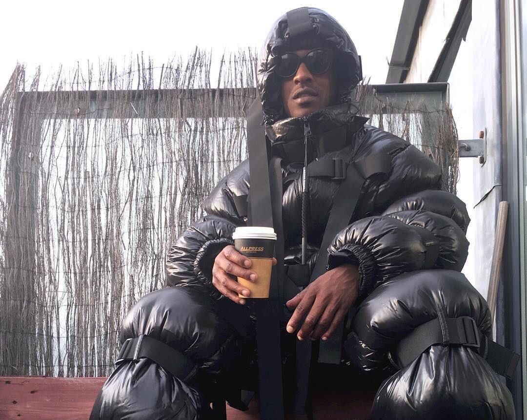 Grailed profile picture for @cello