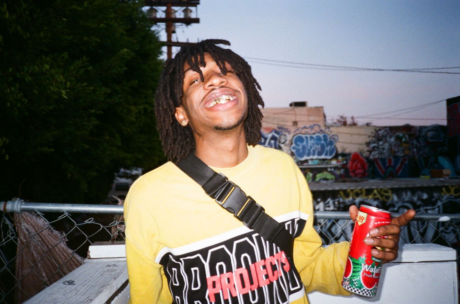 Grailed profile picture for @rave