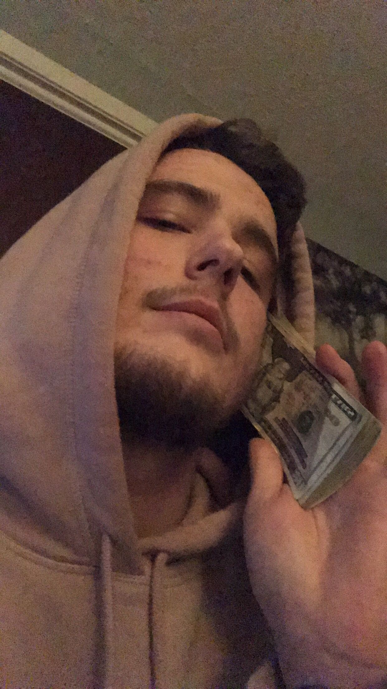 Grailed profile picture for @tapes