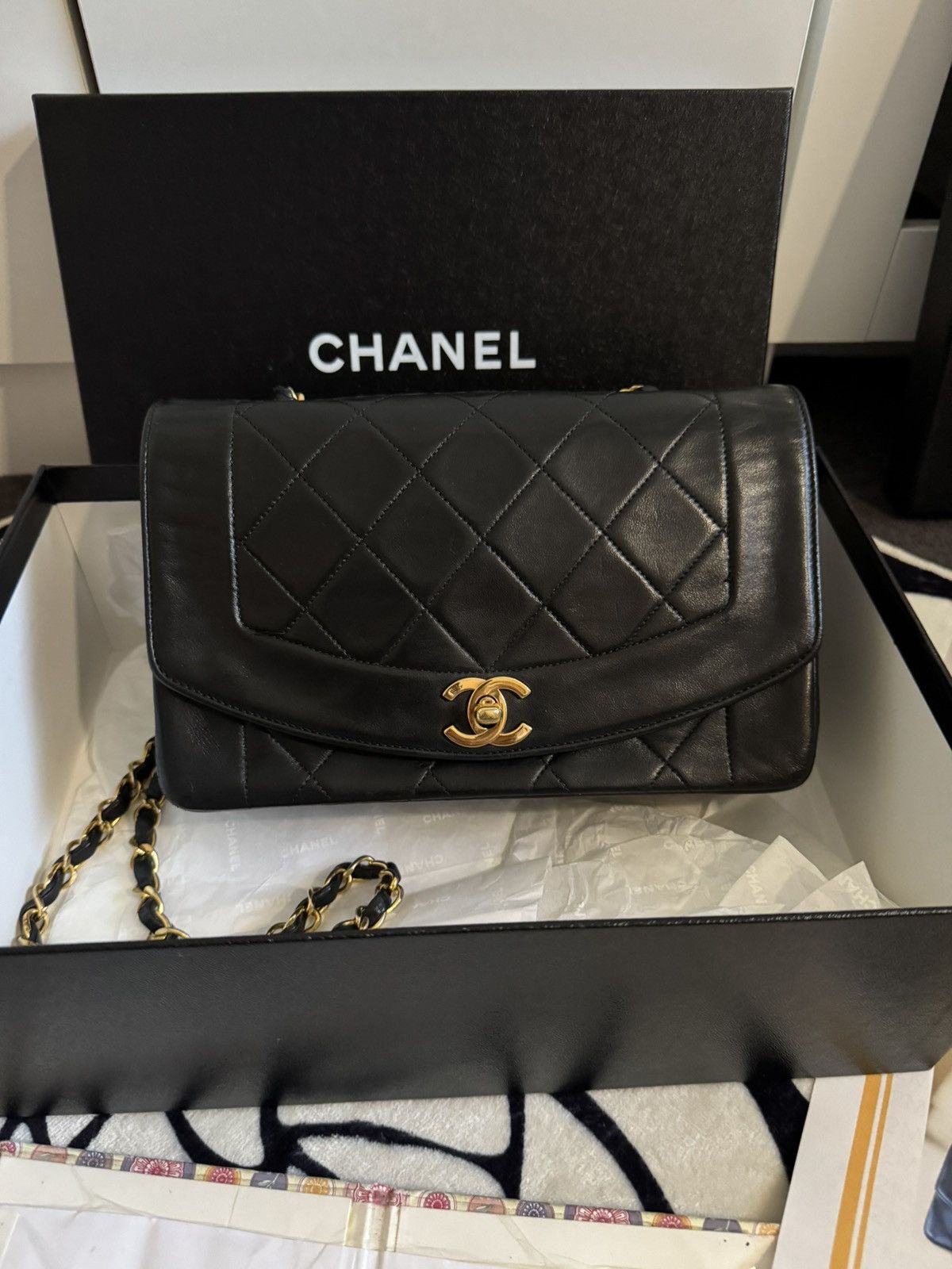 Chanel Chanel Diana Size 22 Size ONE SIZE - 1 Thumbnail
