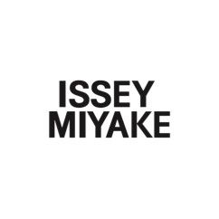 Issey Miyake Men's Casual Pants