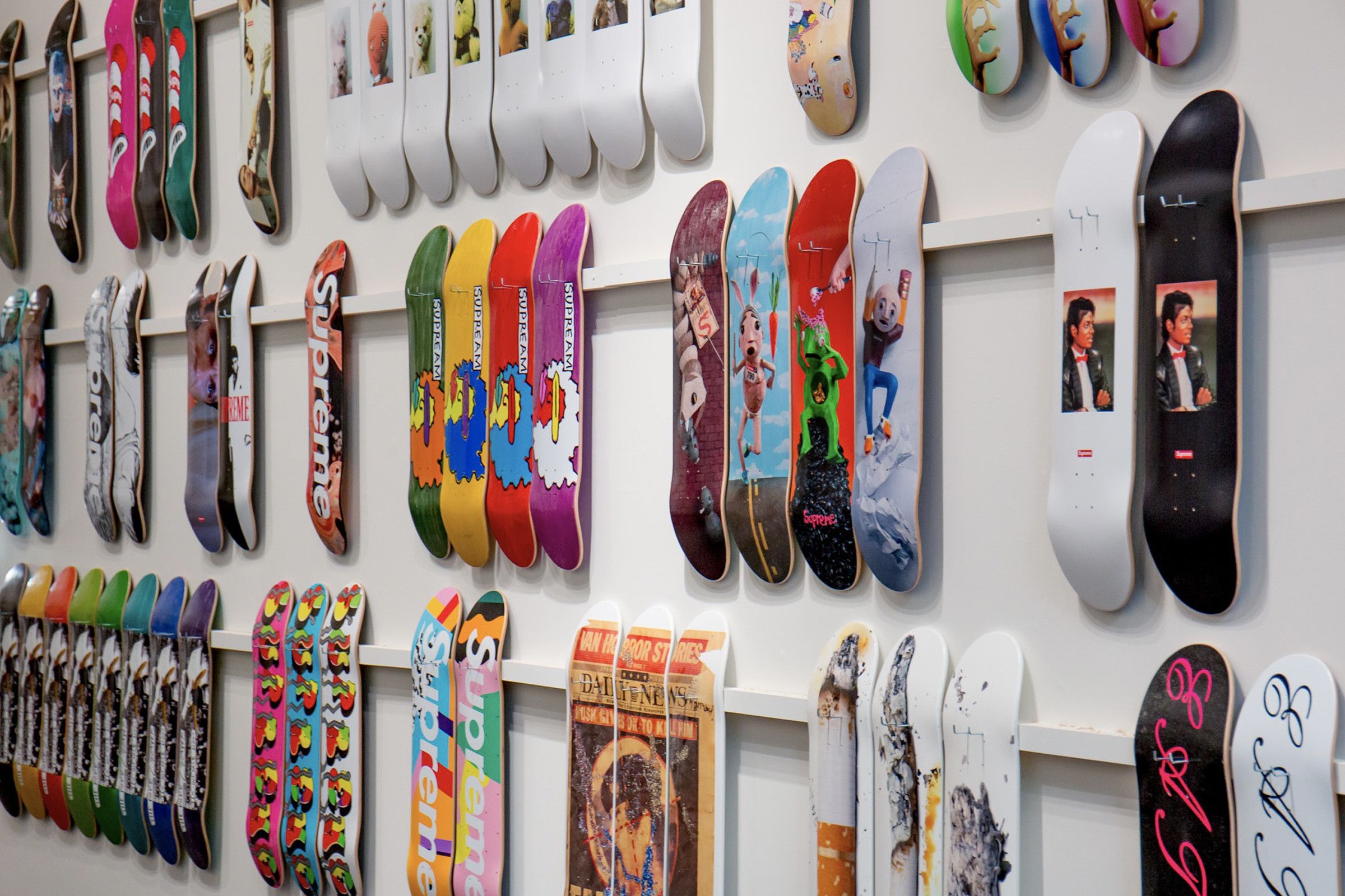 Supreme skateboard outlet wall