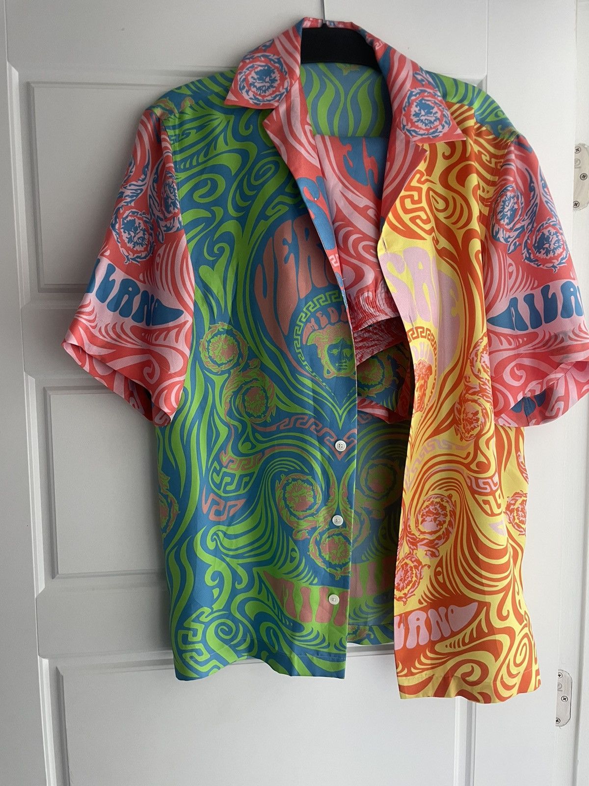 Versace Versace pop Medusa music silk Size US M / EU 48-50 / 2 - 1 Thumbnail