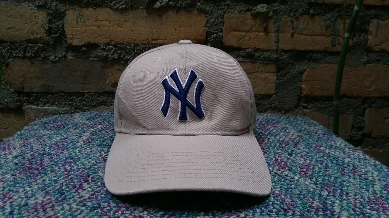 MLB × New York Yankees × Vintage Vintage Wool New York Yankees Hats Caps Size ONE SIZE - 1 Thumbnail