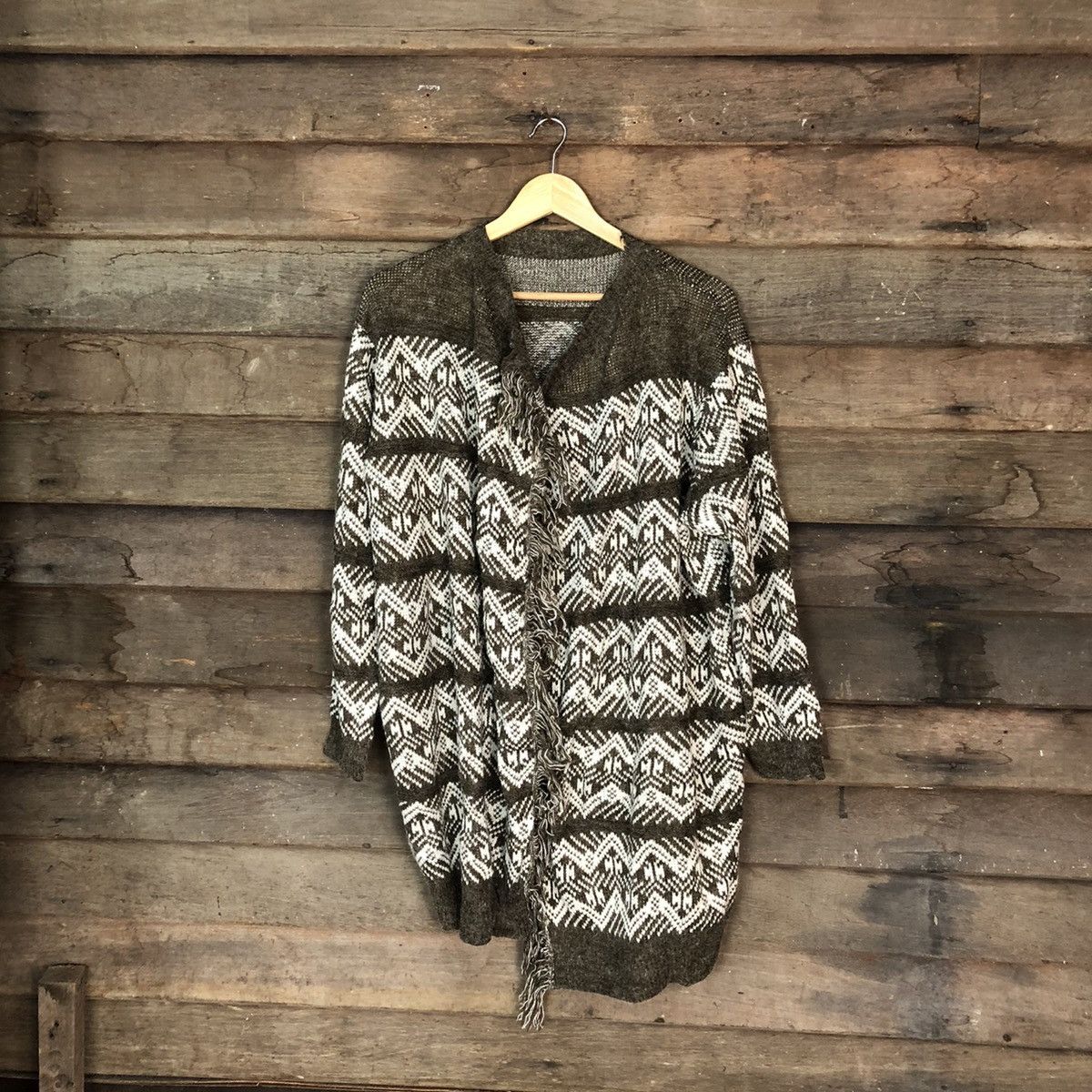 Vintage Japan art cardigan Brown Knitwear #H254 Size US M / EU 48-50 / 2 - 1 Thumbnail