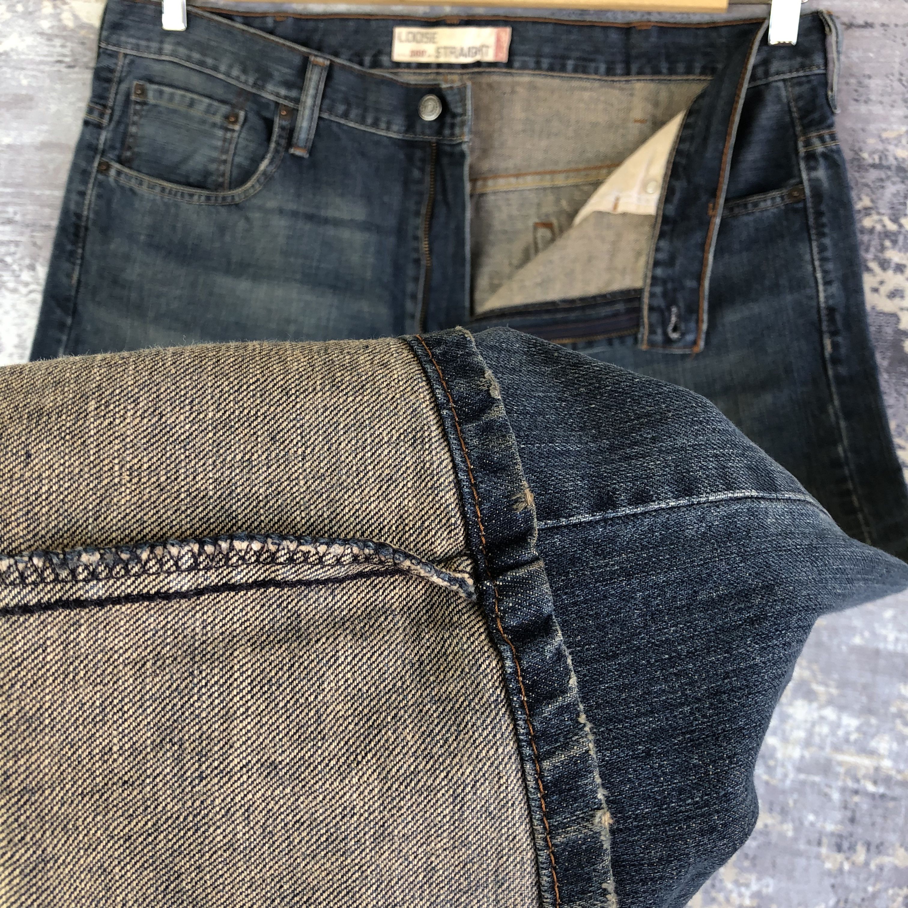 Jean Vintage Levis Baggy Jeans Dark Blue Levi's 569 Denim Pants Size US 40 / EU 56 - 10 Thumbnail
