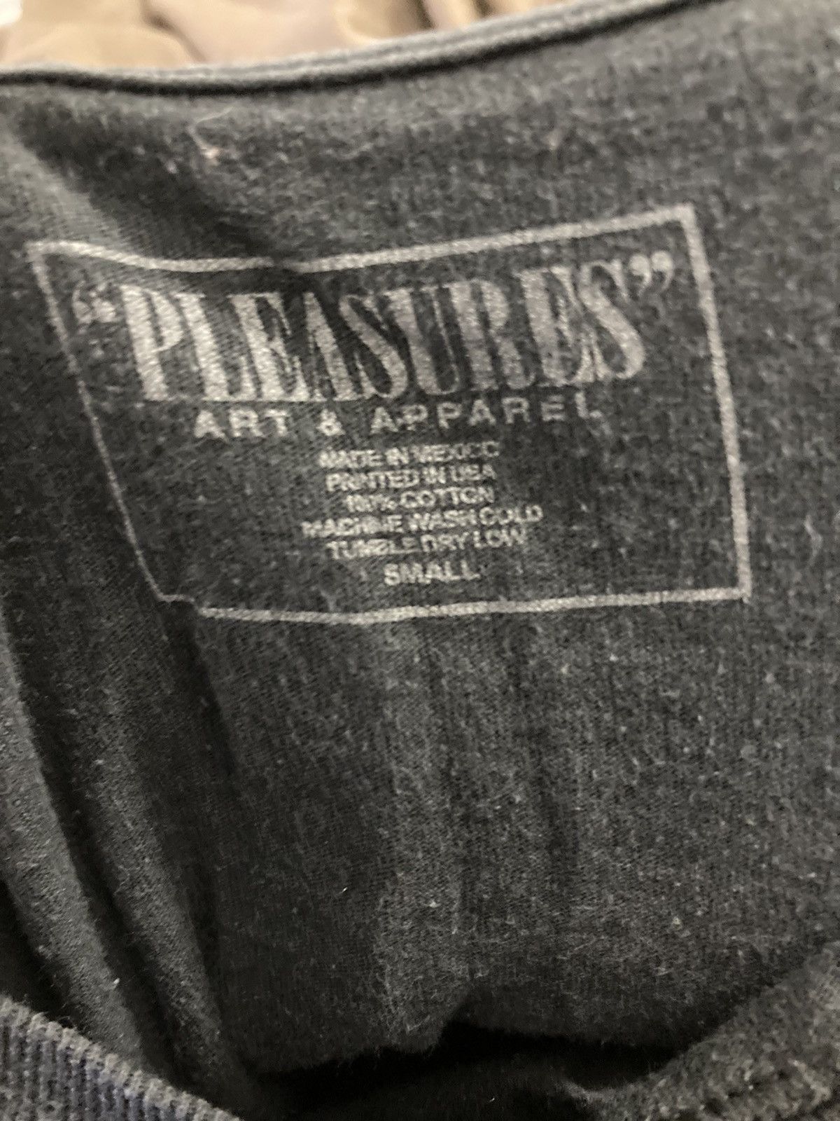 Pleasures Pleasures Endangered Animals Tee Size US S / EU 44-46 / 1 - 5 Thumbnail
