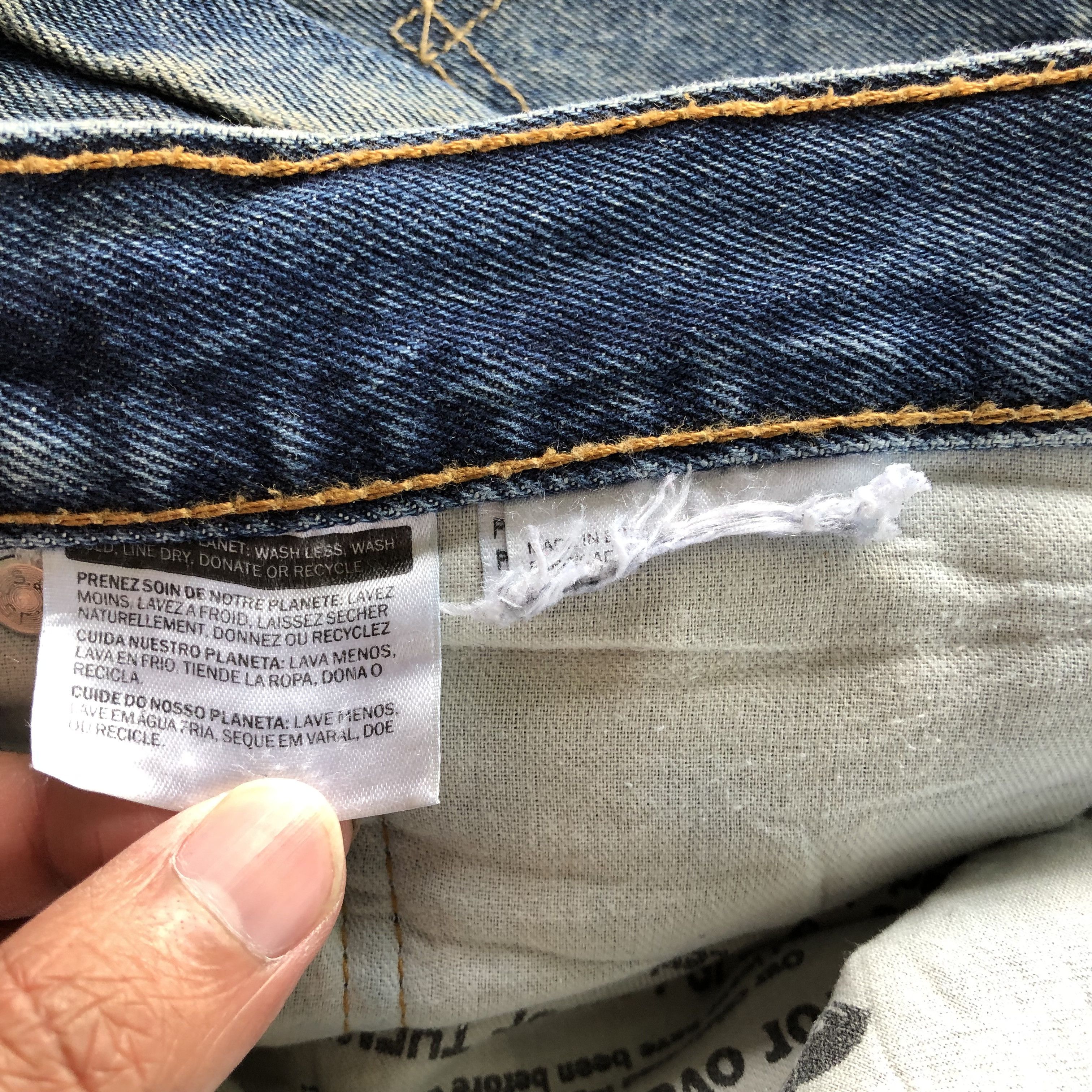 Levi's Vintage Levis Distressed Jeans Levi's 505 Stonewash Denim Size US 40 / EU 56 - 9 Thumbnail