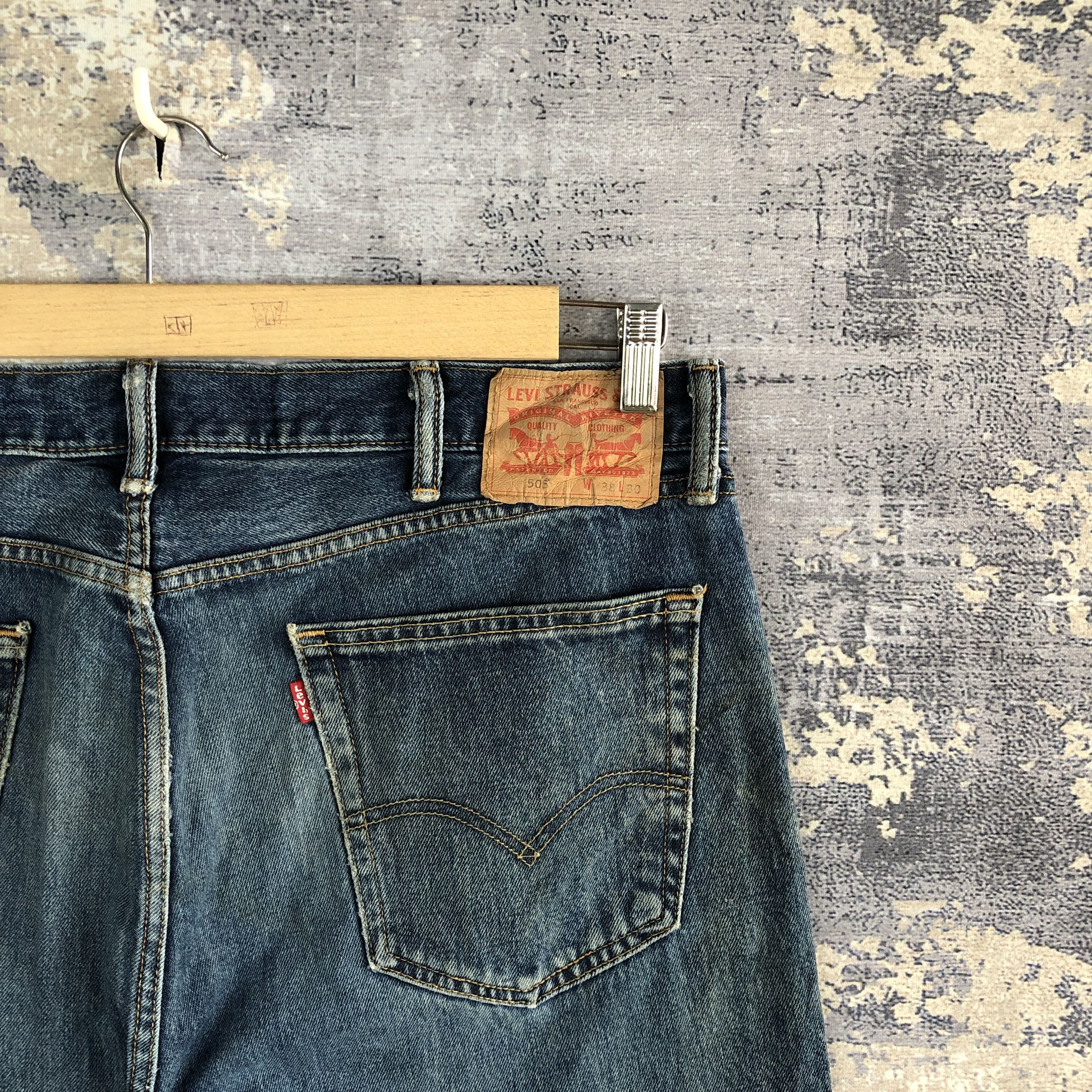 Levi's Vintage Levis Distressed Jeans Levi's 505 Stonewash Denim Size US 40 / EU 56 - 5 Thumbnail