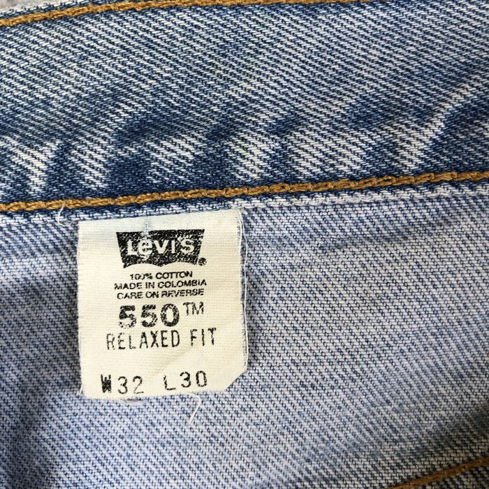 Vintage Vintage Levis Jeans Dirty Light Blue Levis 550 Denim Pants ...