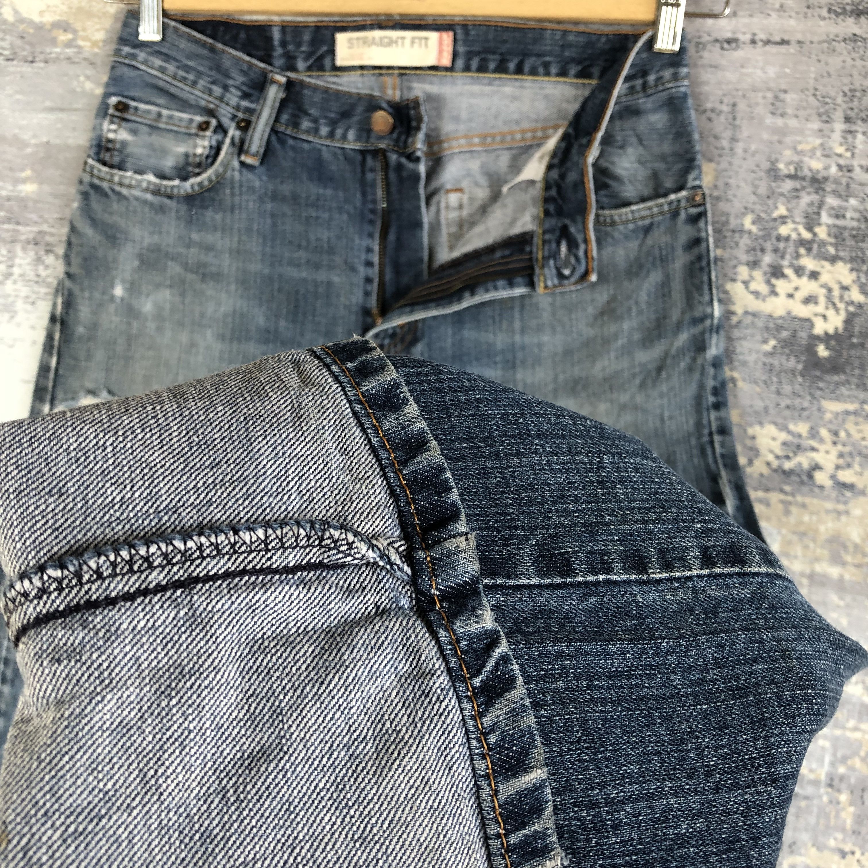 Levi's Vintage Levis 505 Distressed Jeans Levi's 505 Faded Denim Size US 30 / EU 46 - 8 Thumbnail