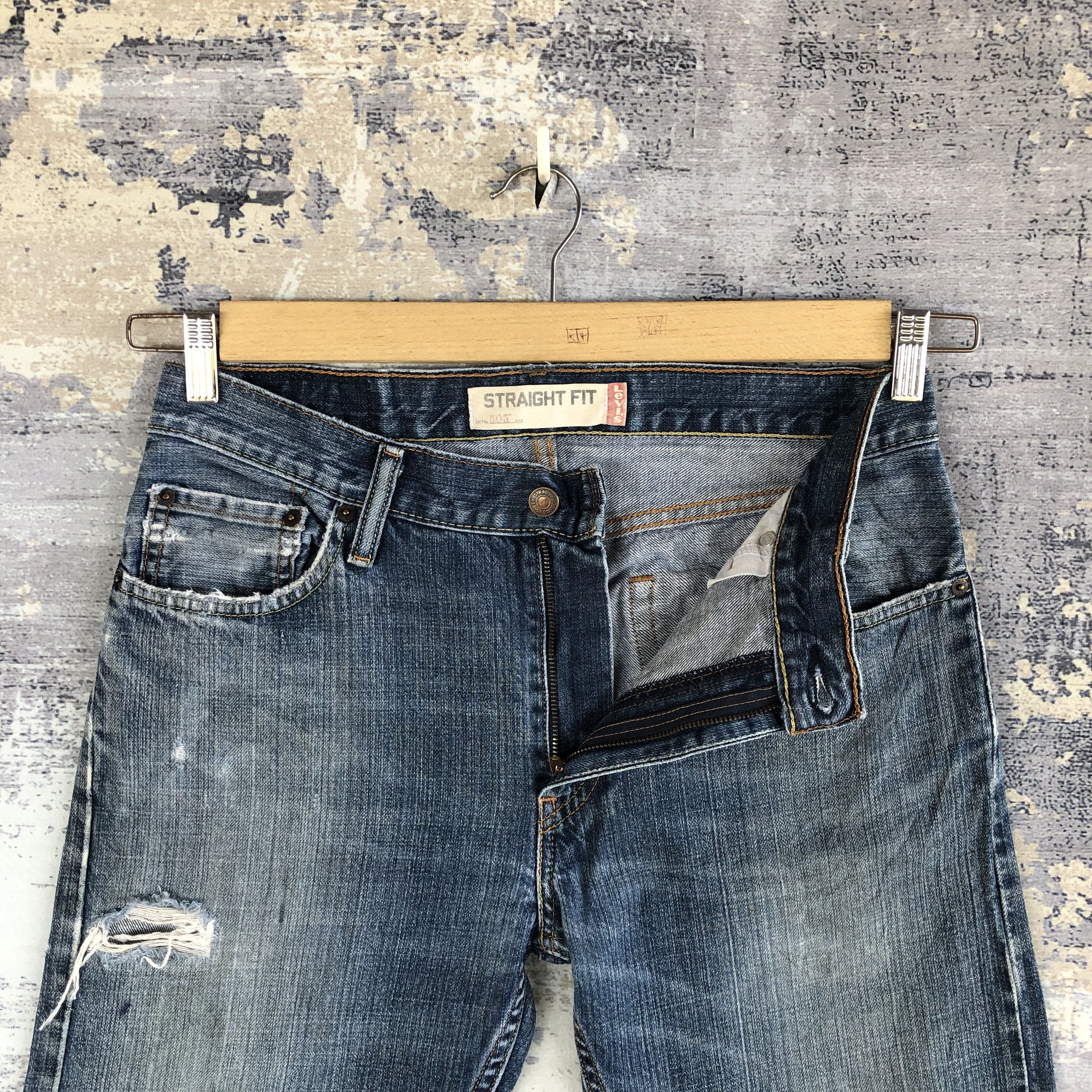 Levi's Vintage Levis 505 Distressed Jeans Levi's 505 Faded Denim Size US 30 / EU 46 - 6 Thumbnail