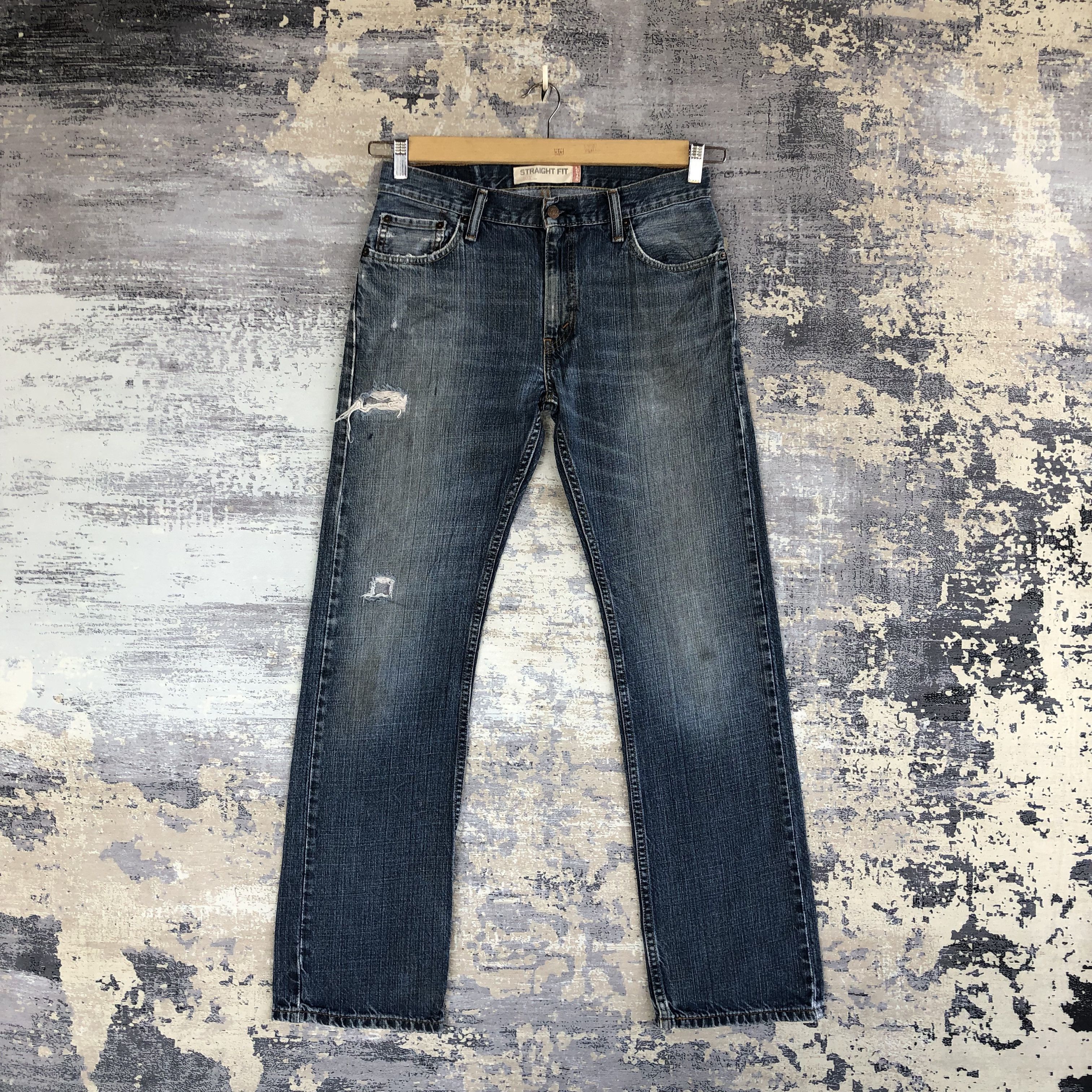 Levi's Vintage Levis 505 Distressed Jeans Levi's 505 Faded Denim Size US 30 / EU 46 - 1 Thumbnail