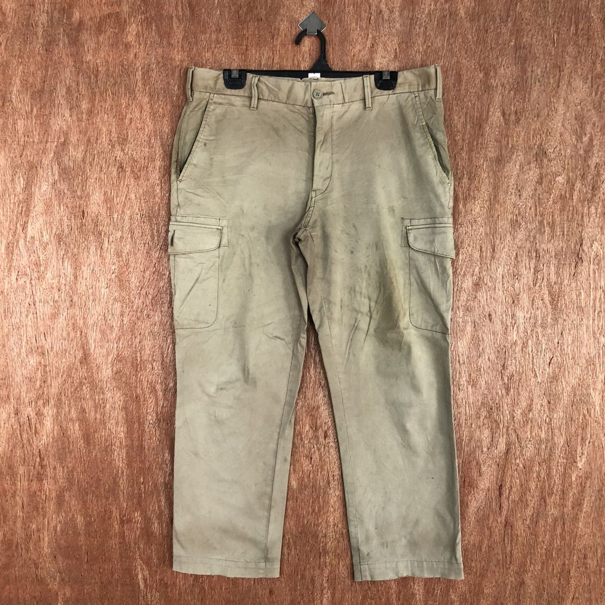 Vintage Distressed Cargo pants multiple pocket by Uniqlo