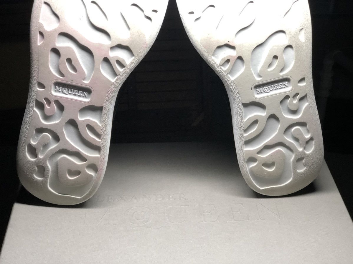 Alexander McQueen Alexander McQueen Oversized Larry Sneakers Size US 12 / EU 45 - 5 Thumbnail