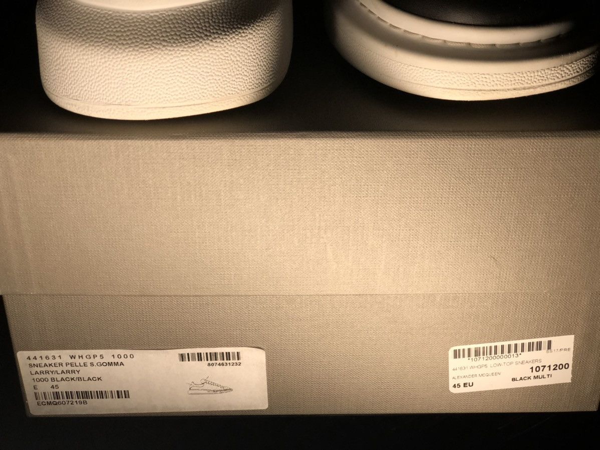 Alexander McQueen Alexander McQueen Oversized Larry Sneakers Size US 12 / EU 45 - 9 Thumbnail