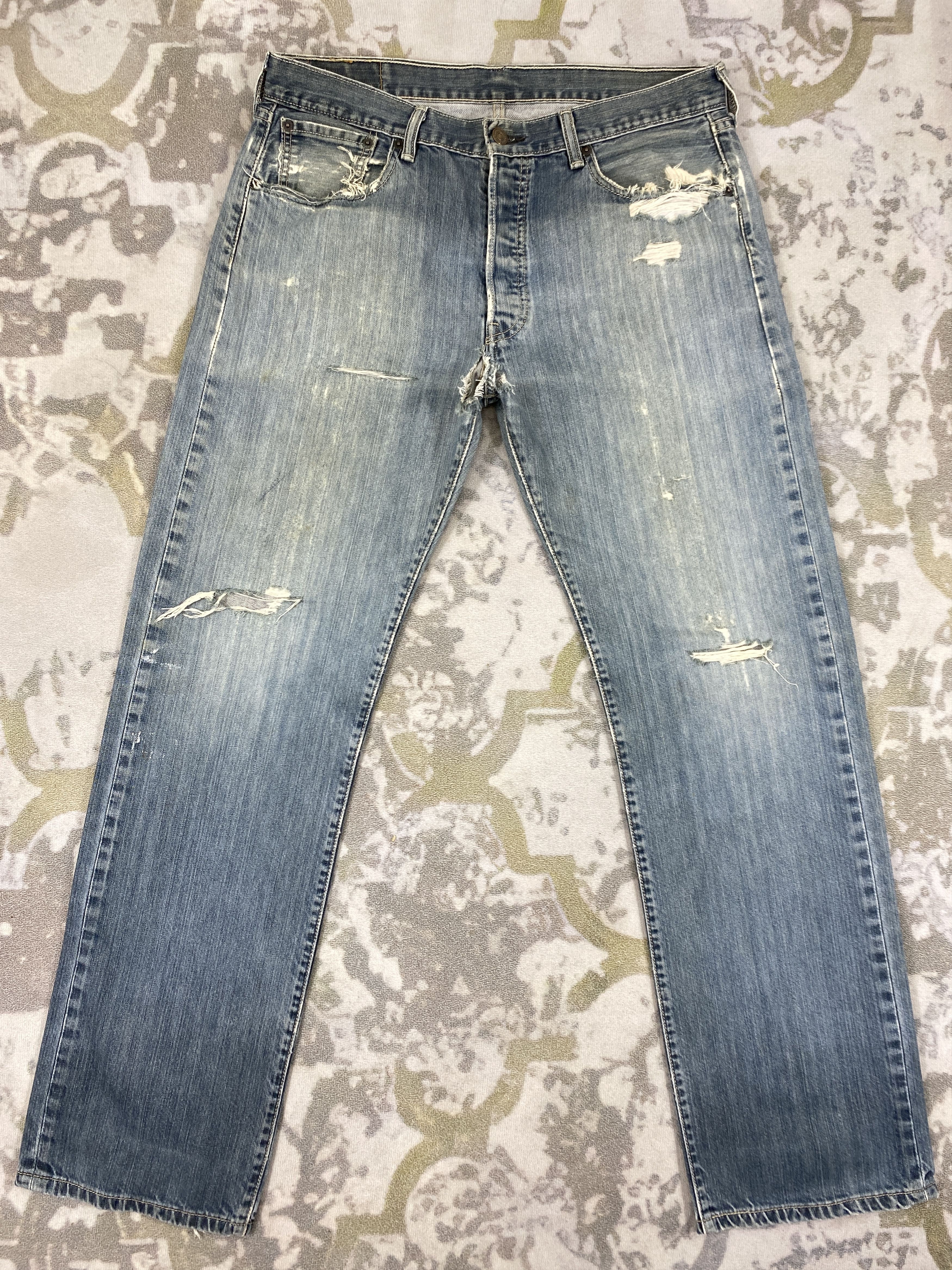 Levi's Grey Vintage Levi's Jeans 33x32 Denim - JN1594 Size US 33 - 1 Thumbnail