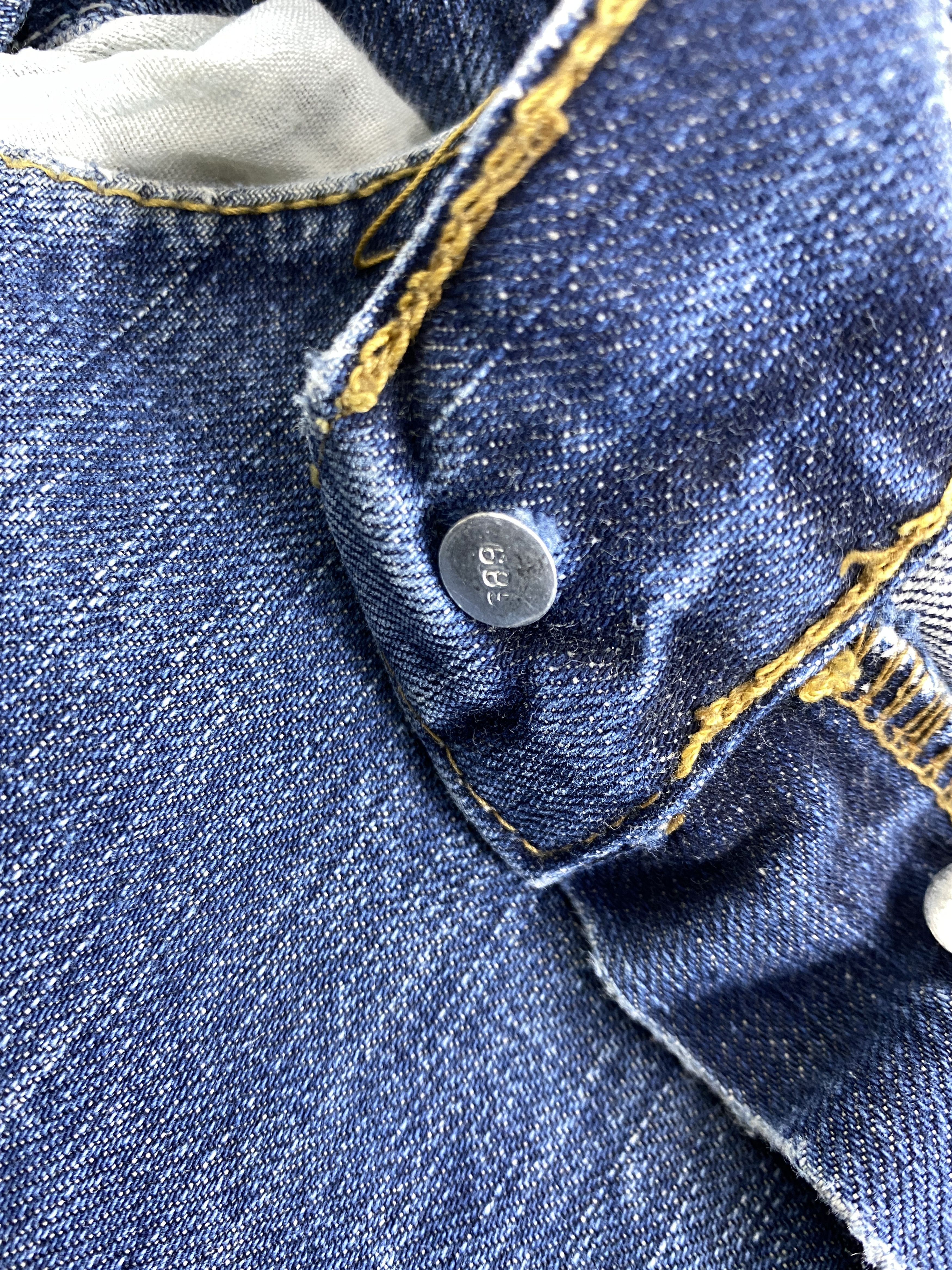 Levi's Wash Blue Vintage Levi's 501 Jeans 35x29.5 Denim - JN1590 Size US 35 - 6 Thumbnail