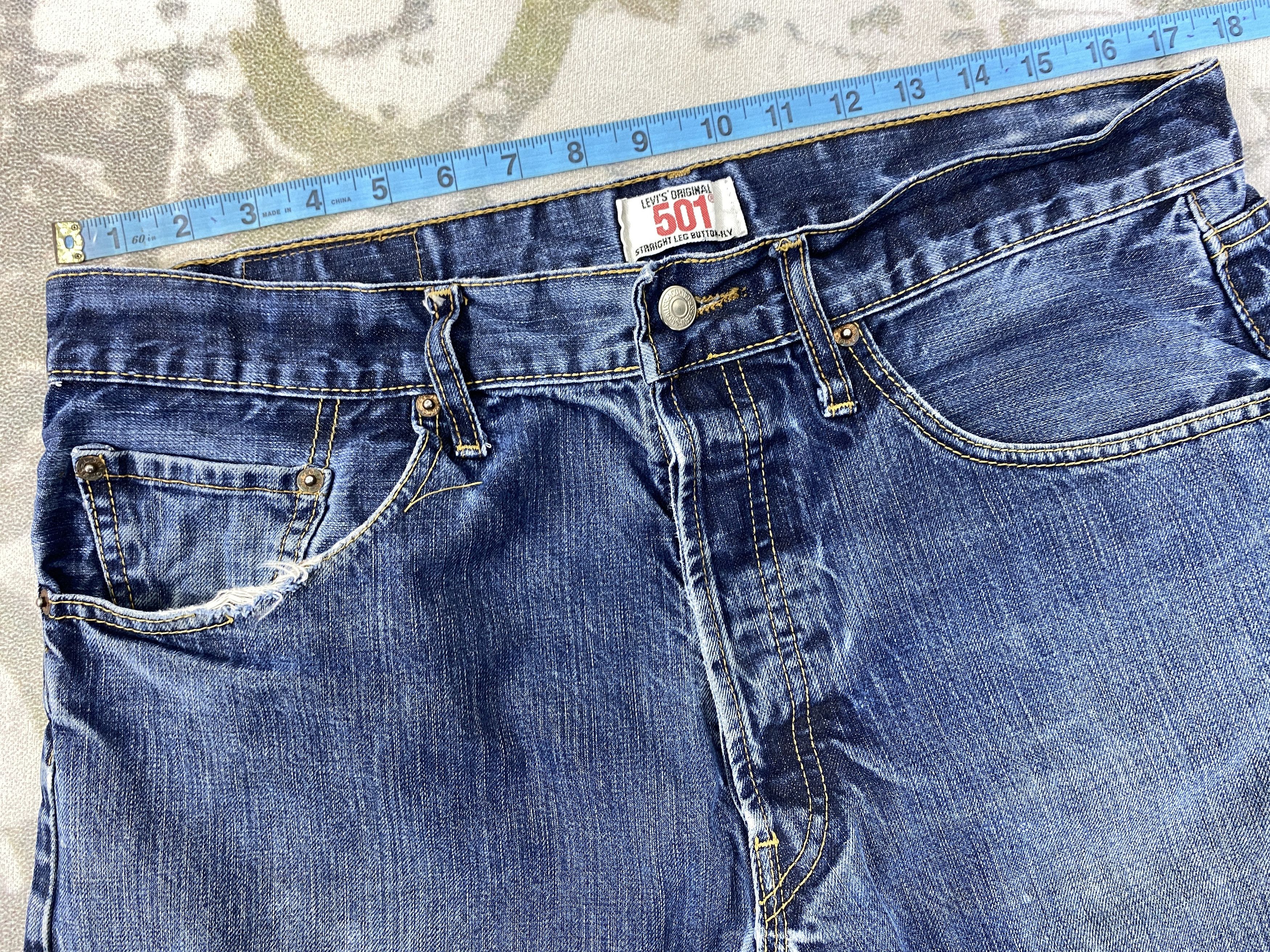 Levi's Wash Blue Vintage Levi's 501 Jeans 35x29.5 Denim - JN1590 Size US 35 - 10 Thumbnail