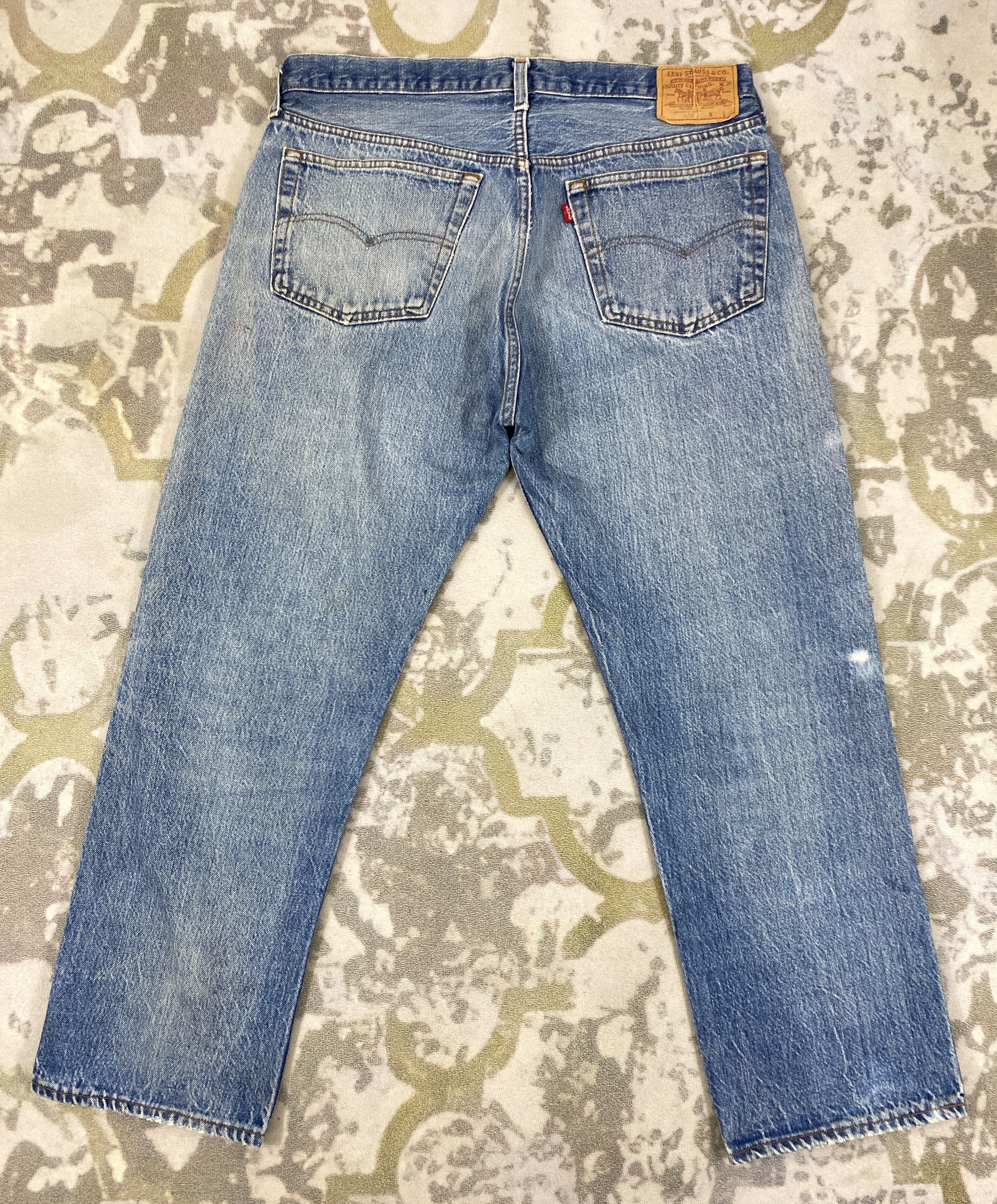 Levi's Blue Distressed Vintage Levi's 501 Jeans 35x27.5 - Size US 35 - 2 Thumbnail