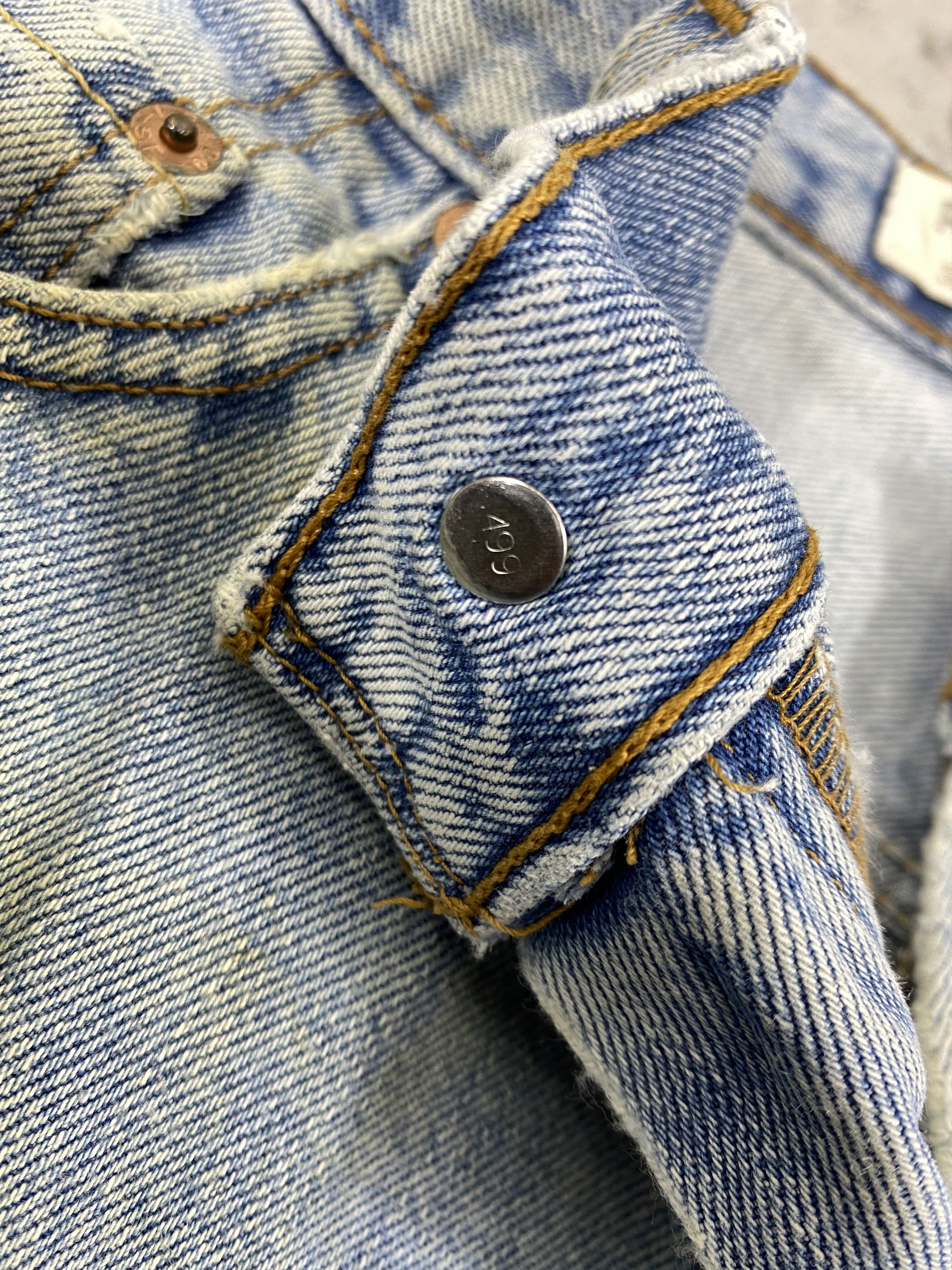 Levi's Light Blue Wash Vintage Levi's 505 Jeans 34x29.5 - JN1745 Size US 34 / EU 50 - 6 Thumbnail