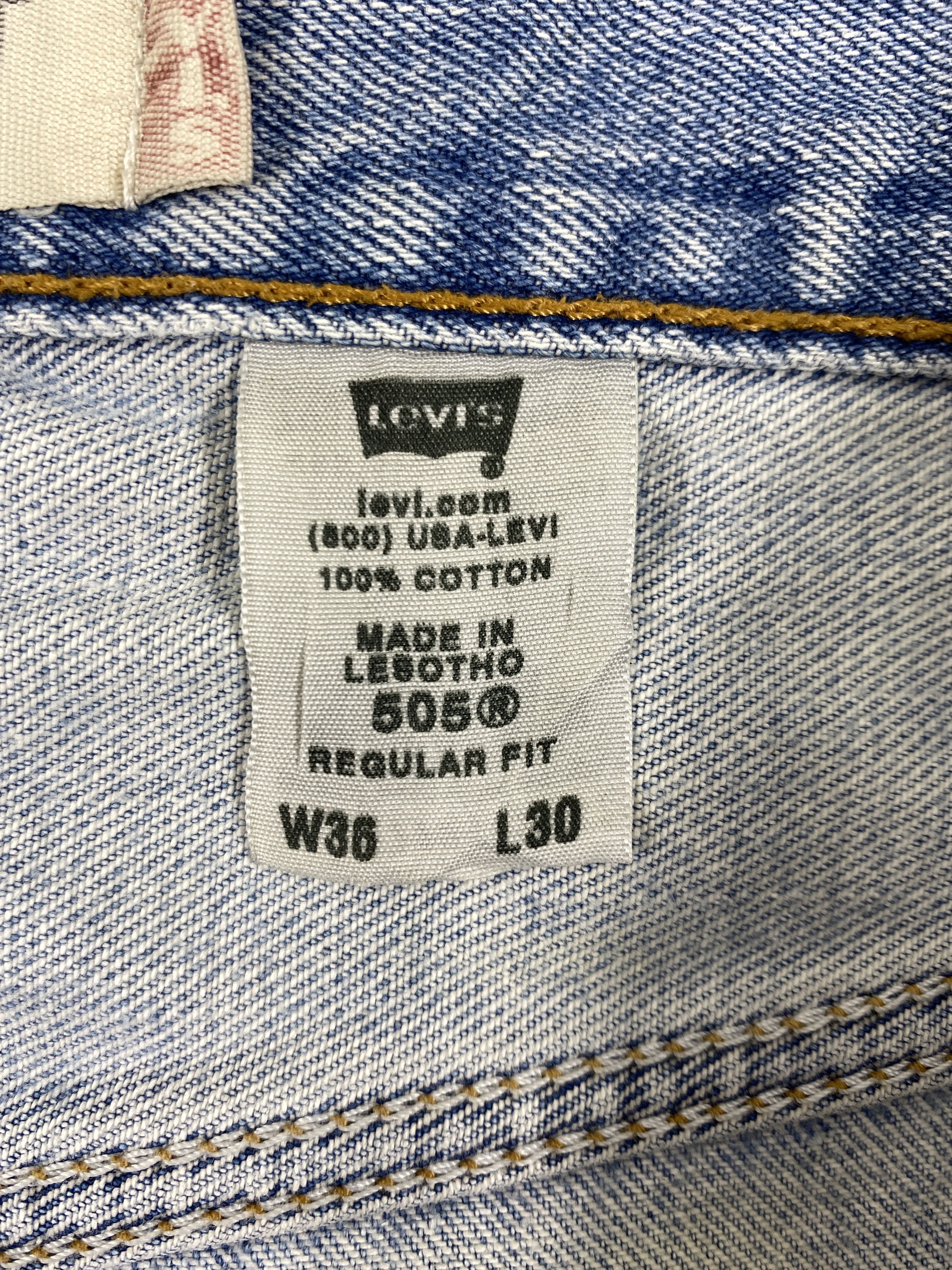 Levi's Light Blue Wash Vintage Levi's 505 Jeans 34x29.5 - JN1745 Size US 34 / EU 50 - 8 Thumbnail