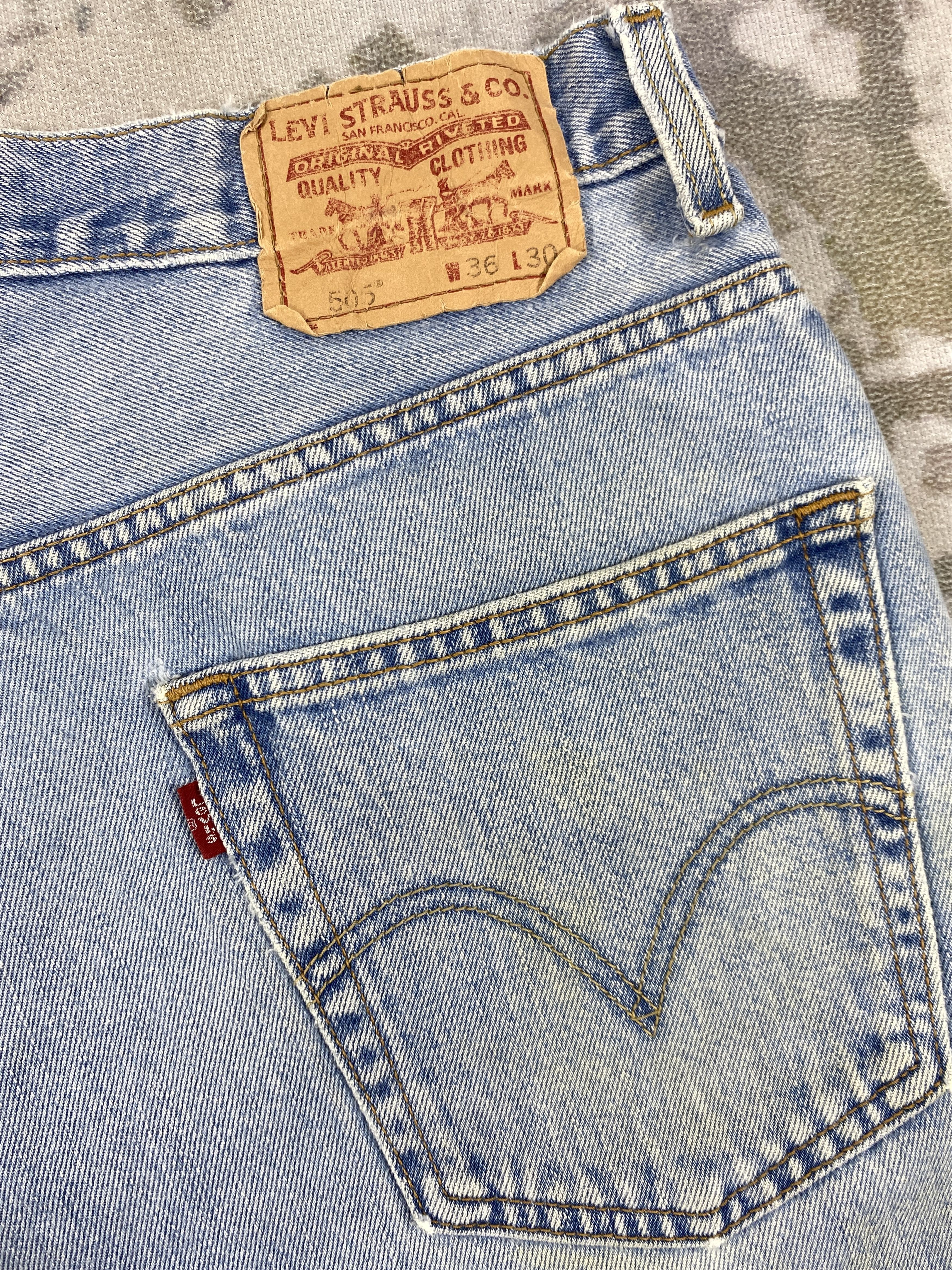 Levi's Light Blue Wash Vintage Levi's 505 Jeans 34x29.5 - JN1745 Size US 34 / EU 50 - 11 Thumbnail