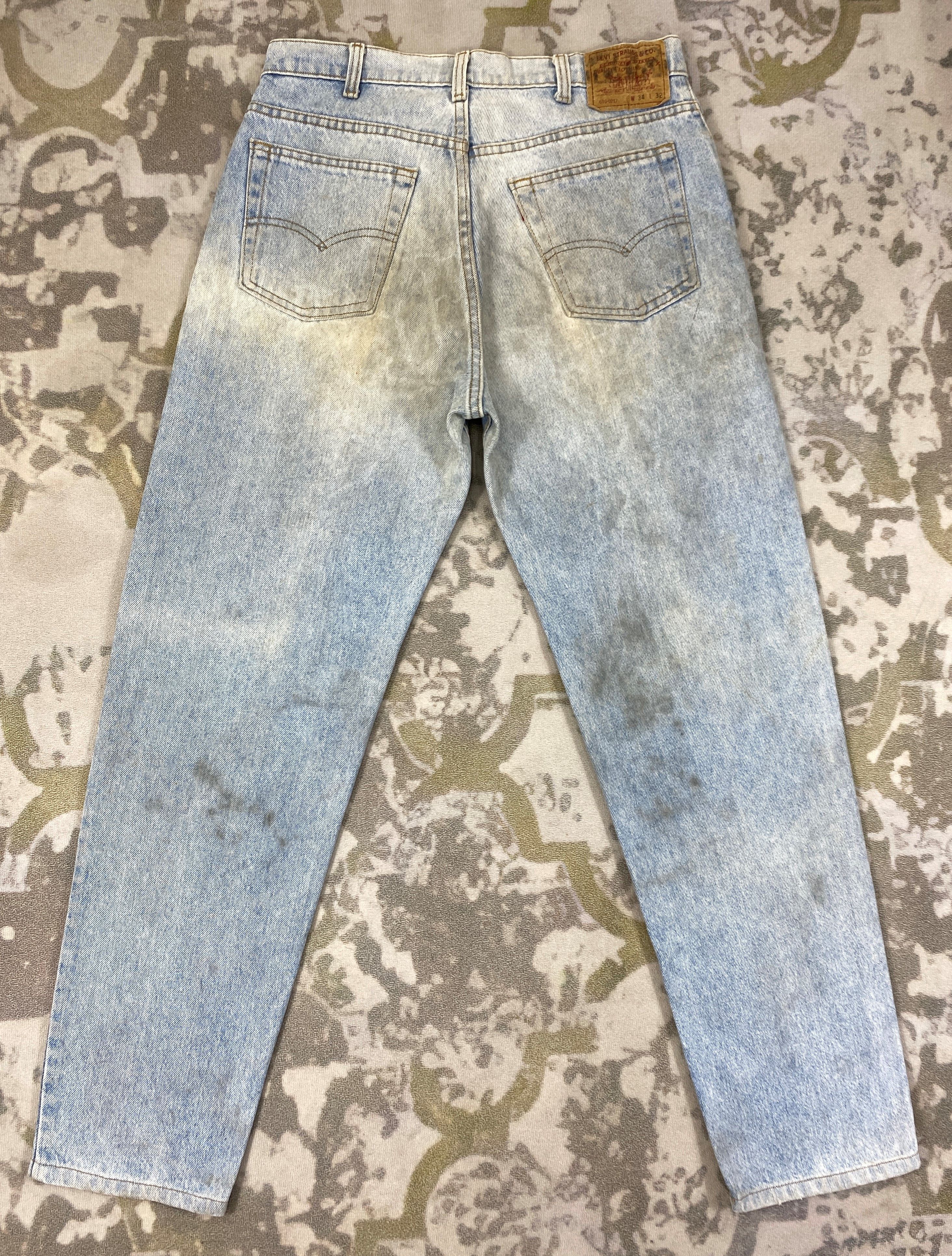 Levi's Light Blue Wash Vintage Levi's Jeans 32x31 Denim - JN2014 Size US 32 / EU 48 - 2 Thumbnail