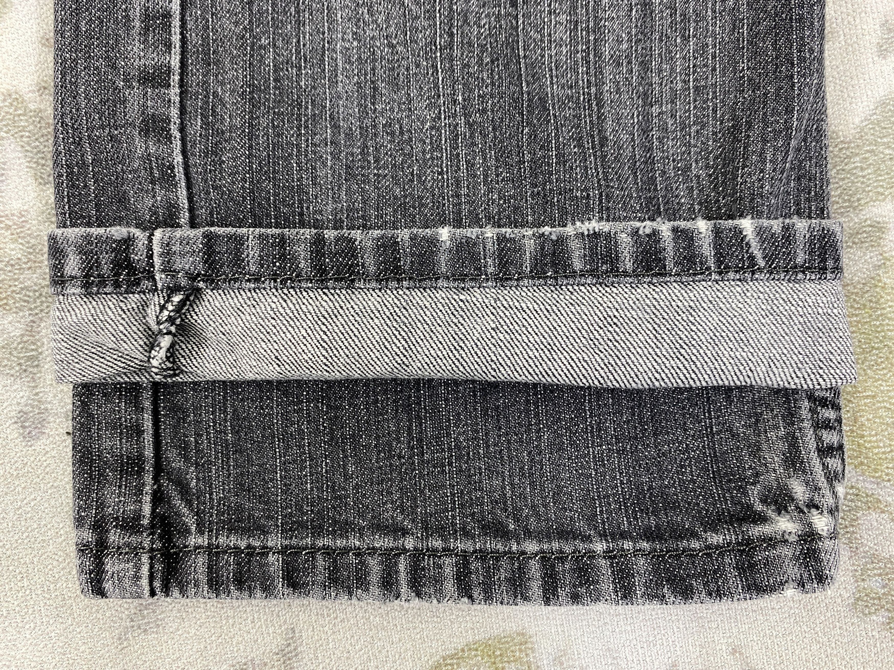 Levi's Black Distressed Vintage Levi's 514 Jeans 31x30 - JN2086 Size US 31 - 14 Thumbnail
