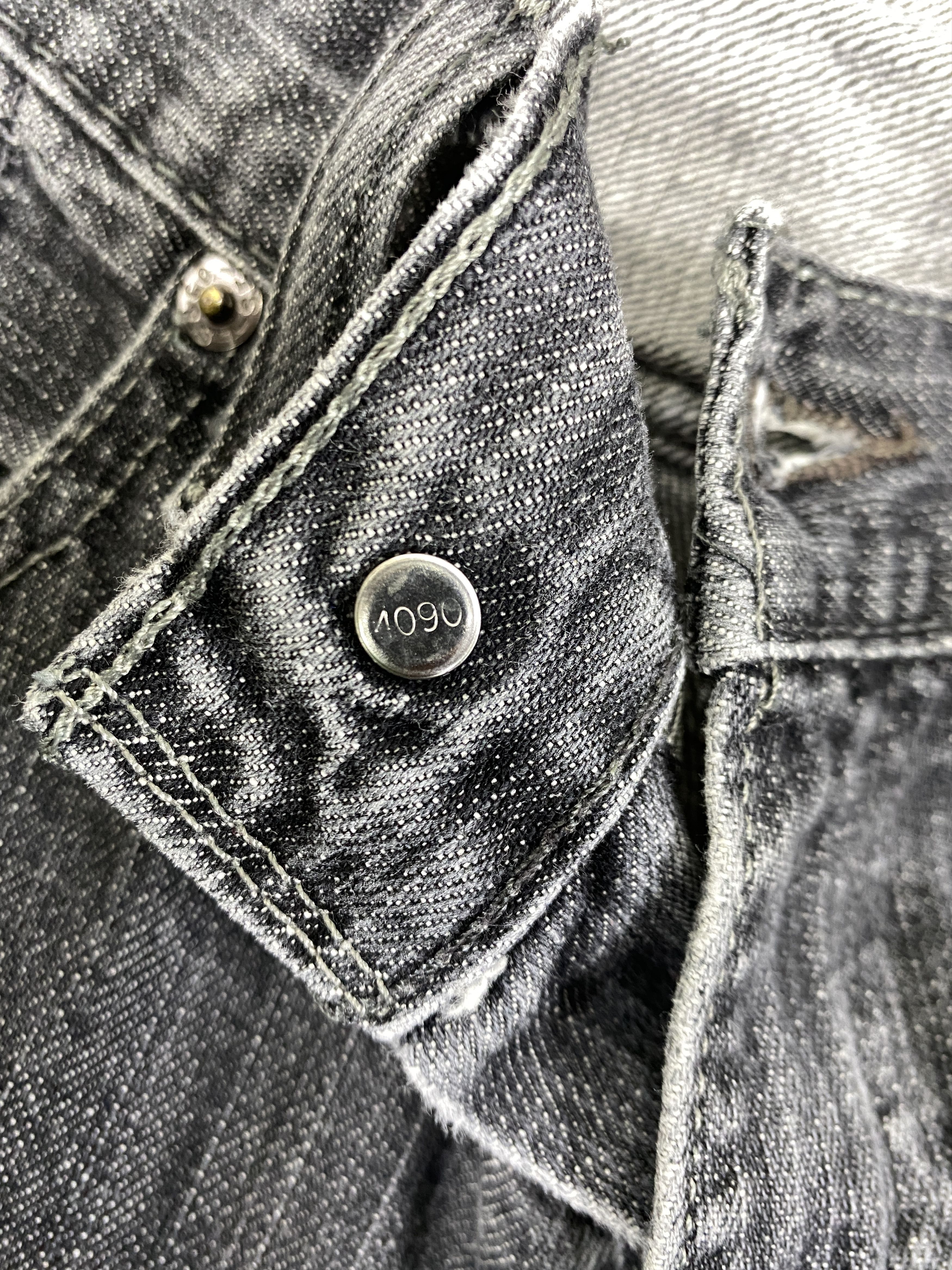 Levi's Black Distressed Vintage Levi's 514 Jeans 31x30 - JN2086 Size US 31 - 6 Thumbnail