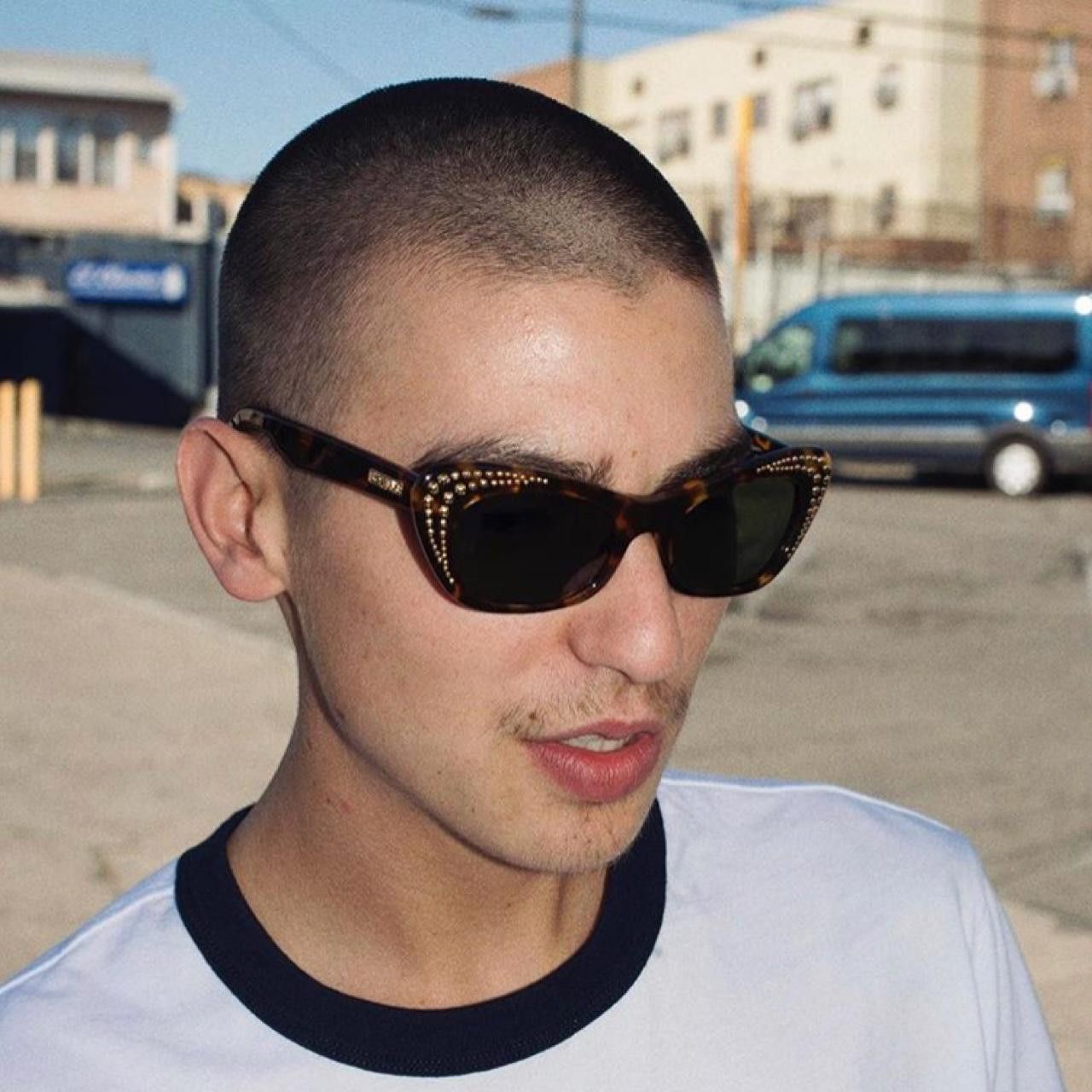 Supreme S/S 2017 Supreme Comet Sunglasses Size ONE SIZE - 7 Thumbnail