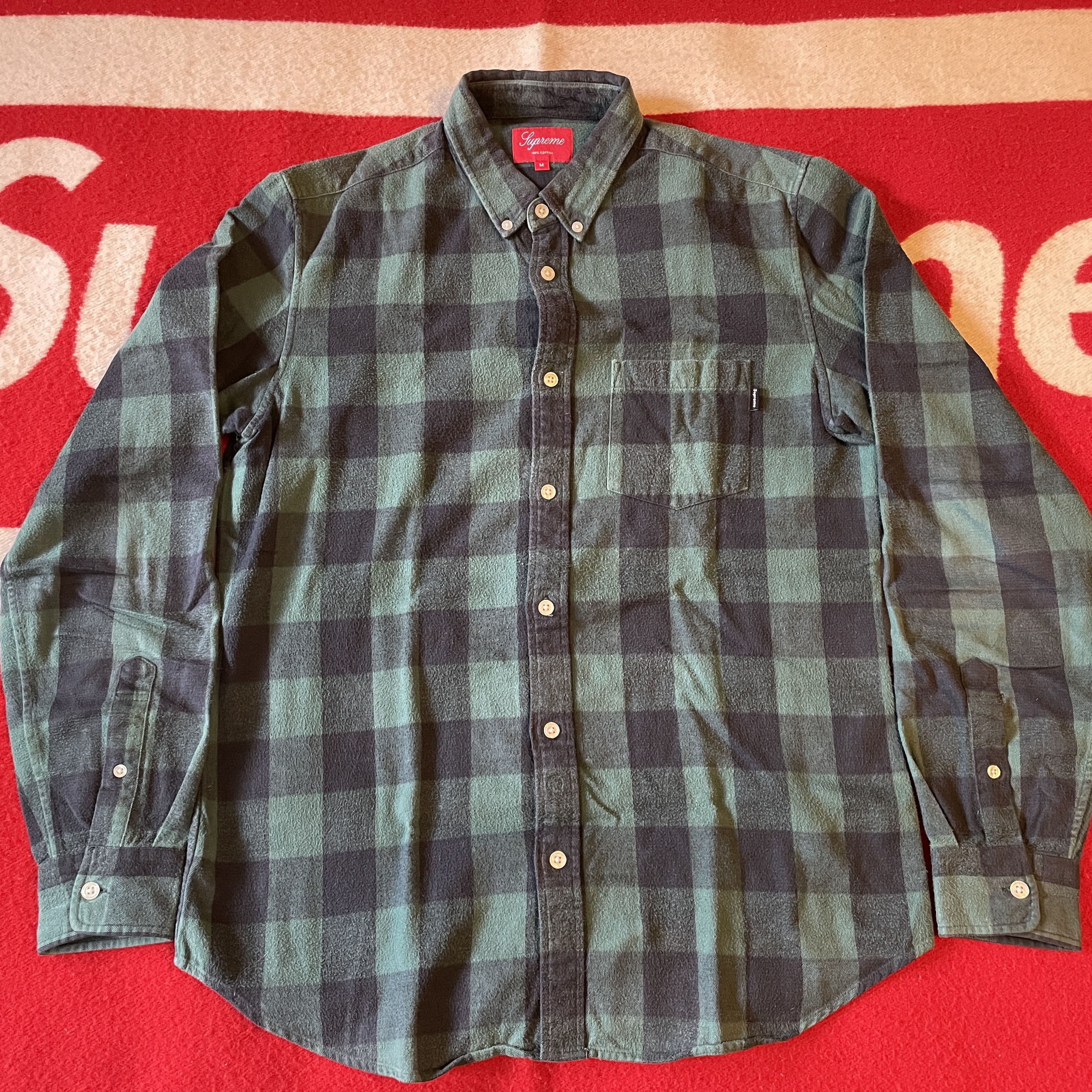 image of Supreme - Buffalo Plaid Flannel Shirt 2008 Green Size M Medium, Men's