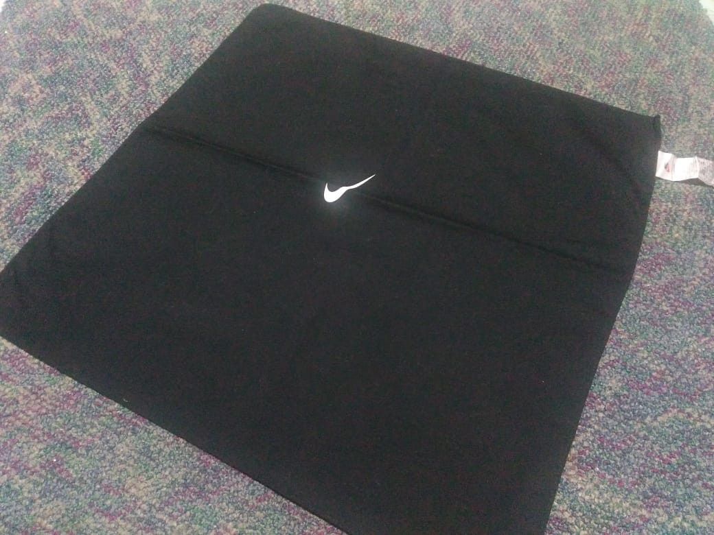 Nike Nike Handkerchief Scarves Size ONE SIZE - 1 Thumbnail