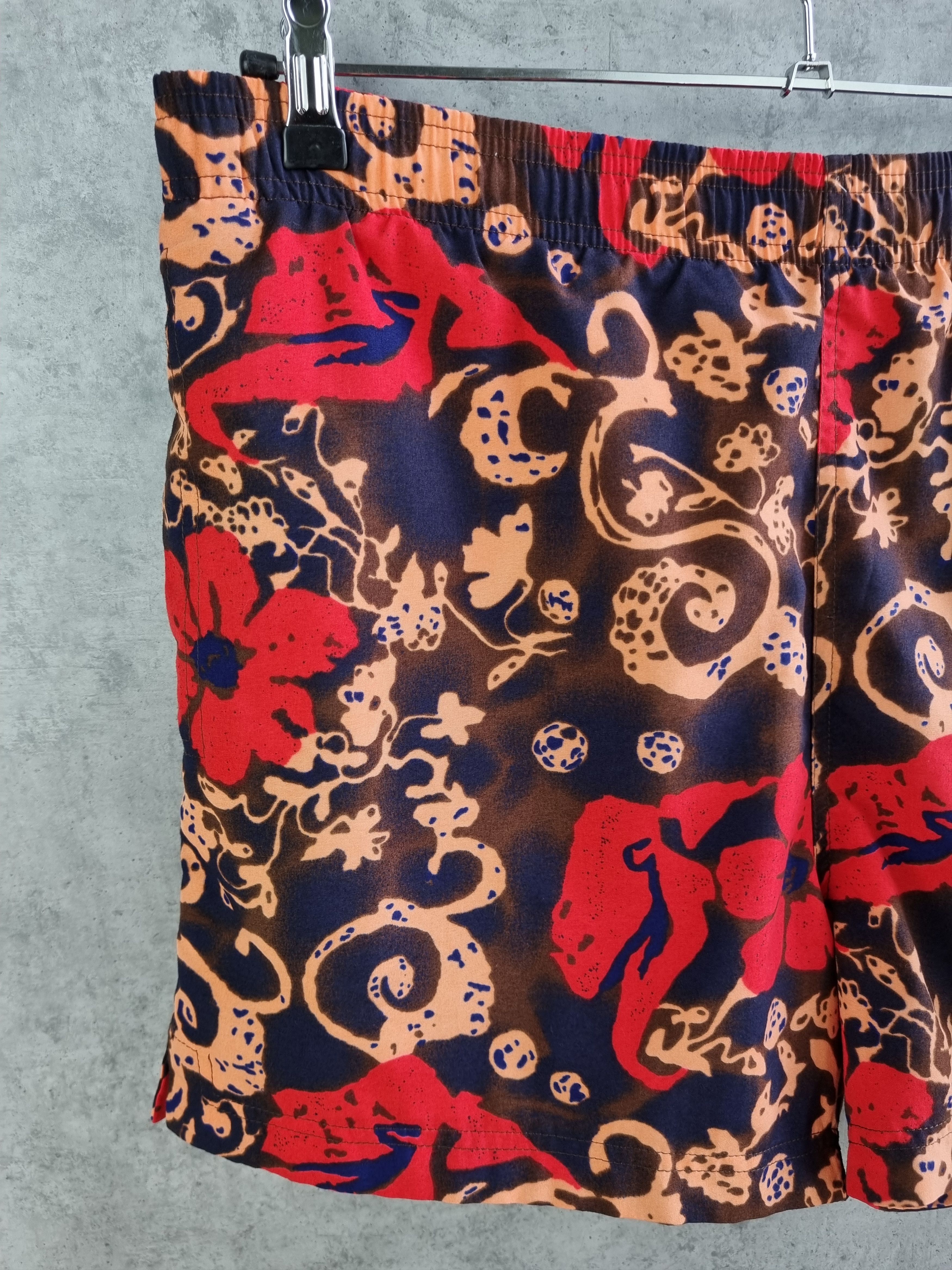 Adidas × Vintage Adidas Hawaiian Floral Print Swimming Sport Shorts Size US 33 - 9 Thumbnail