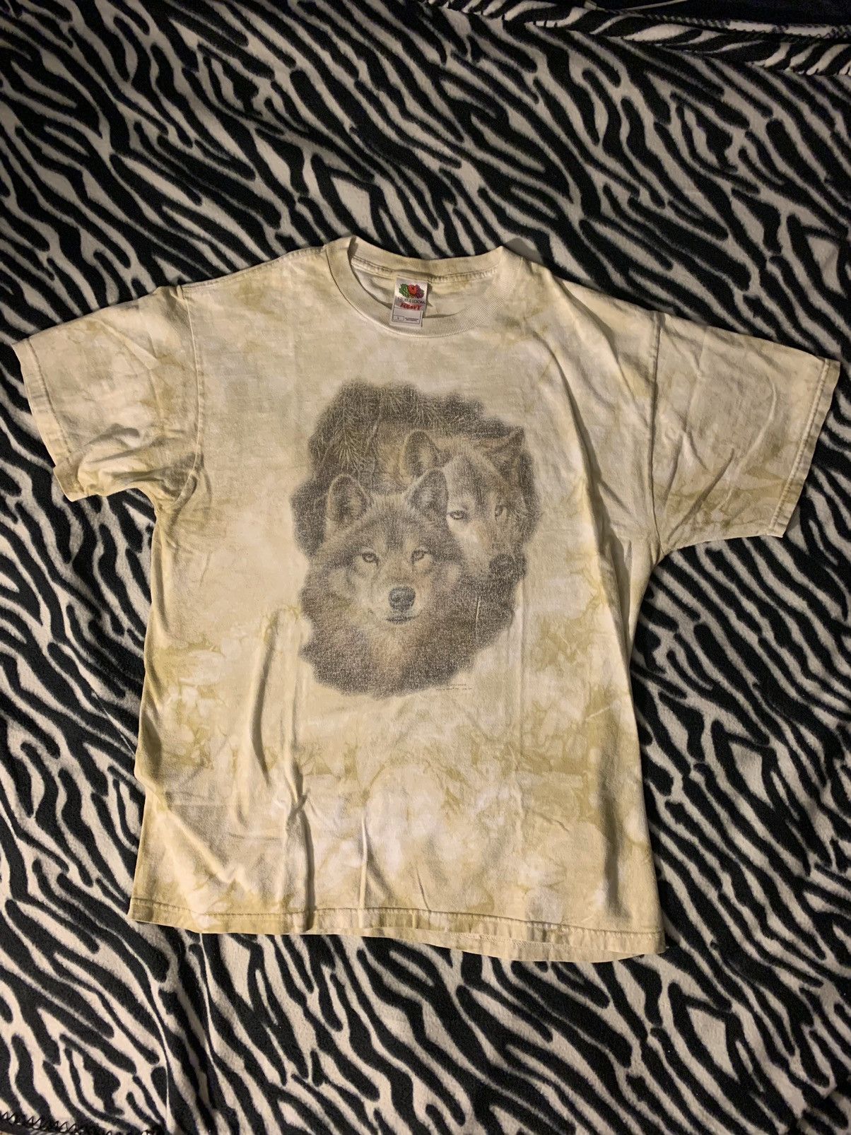 Vintage Larry Fanning Wolves Animal Tee rare Size US L / EU 52-54 / 3 - 1 Thumbnail