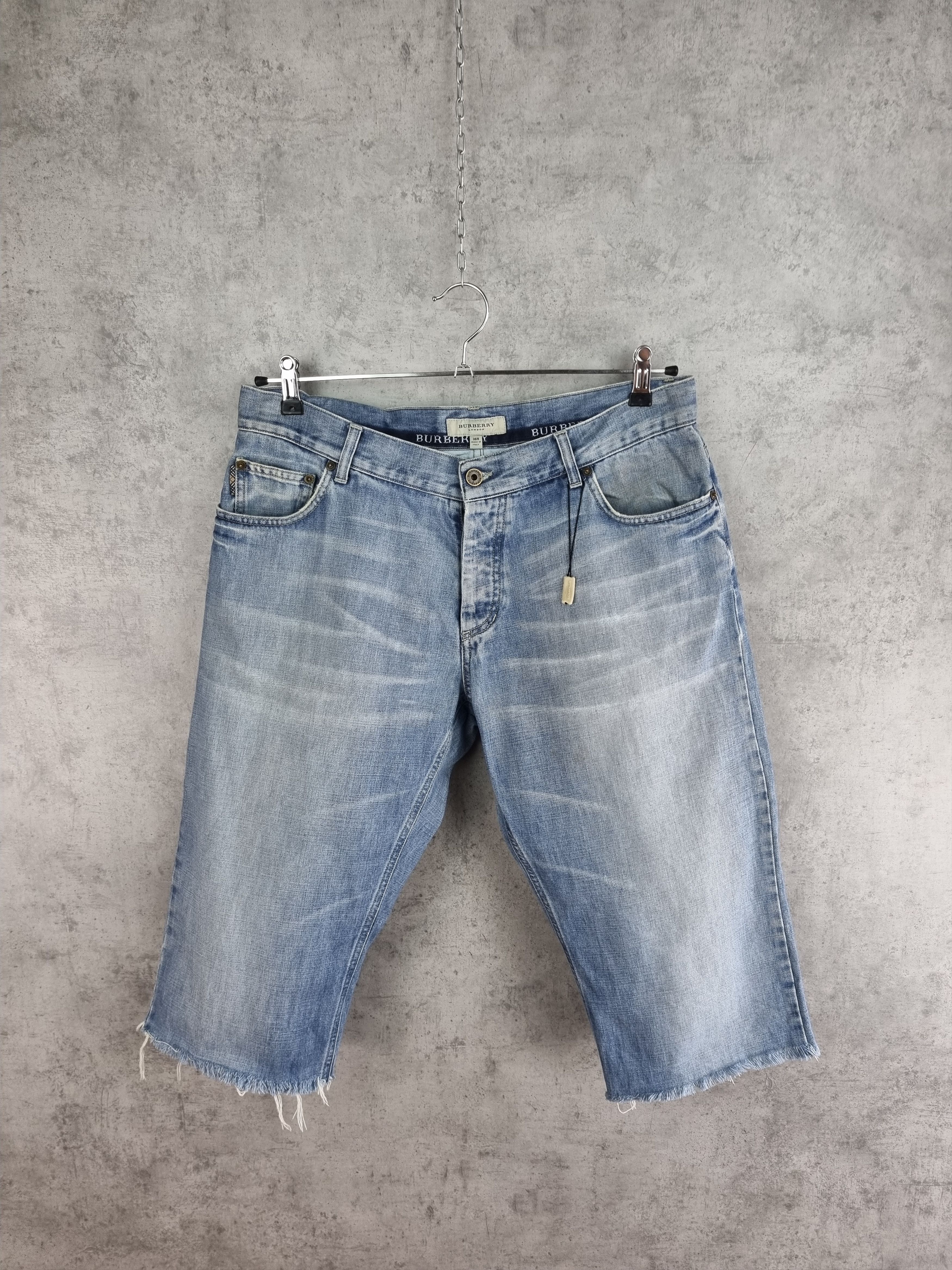 Burberry Burberry Denim Buttons Fly Relaxed Fit Distressed Shorts Size US 36 / EU 52 - 12 Thumbnail