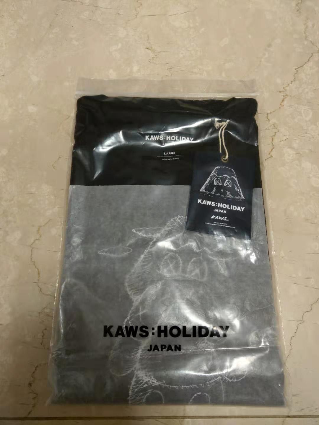 Kaws KAWS:HOLIDAY JAPAN T-Shirt - Sketch Size US L / EU 52-54 / 3 - 2 Thumbnail