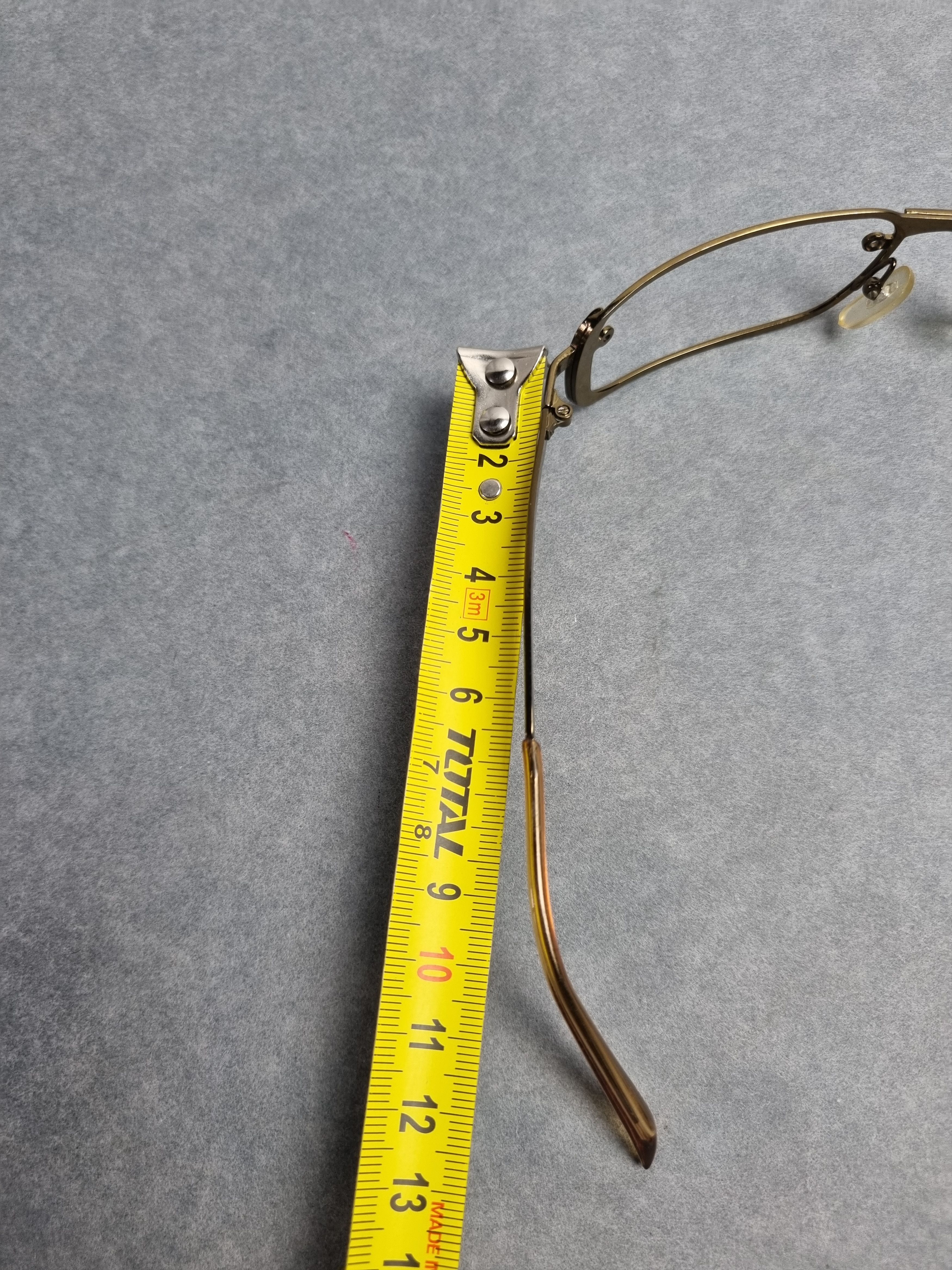 Gucci 90s Gold Frame of Gucci Gravure Vintage Sunglasses Size ONE SIZE - 16 Thumbnail