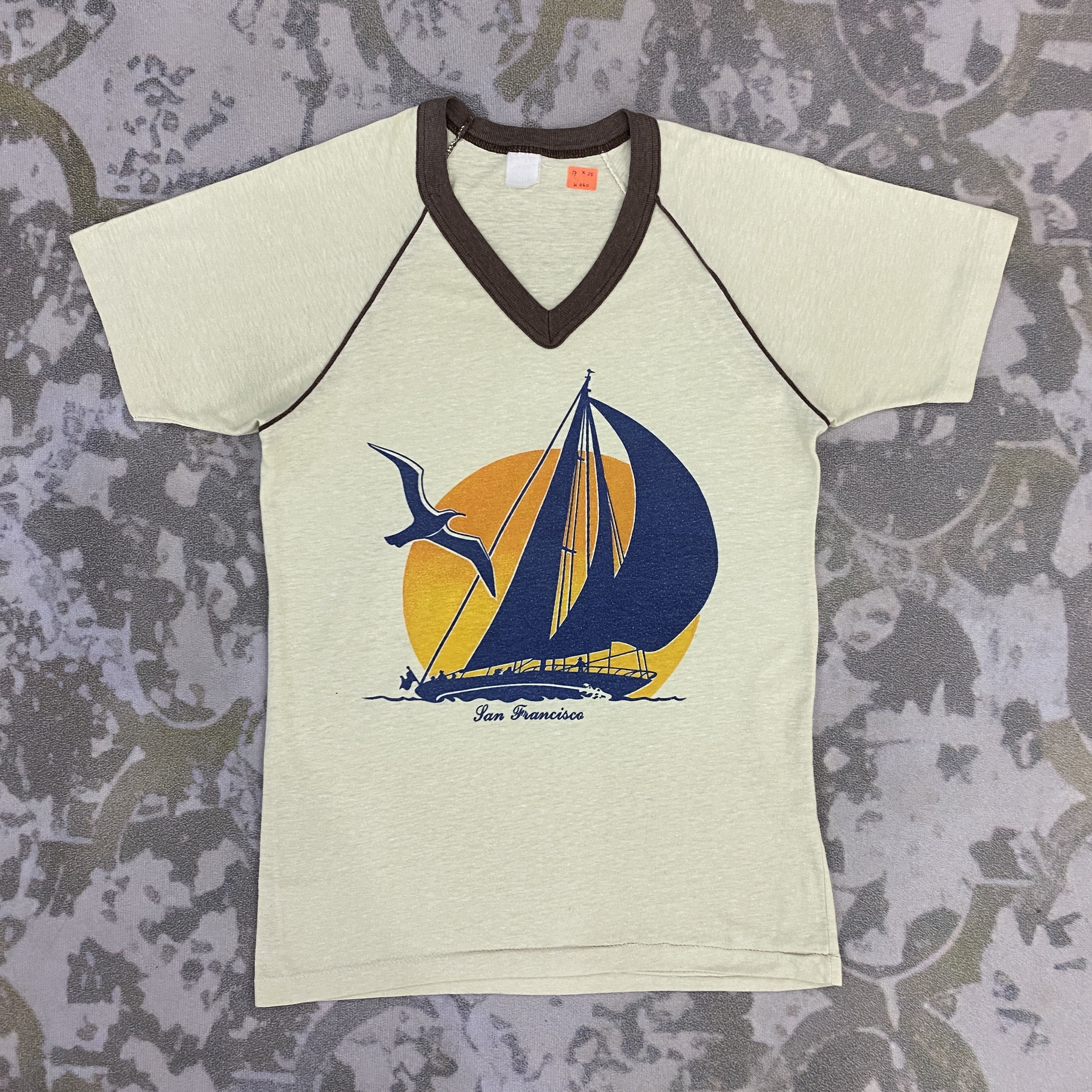 image of Hawaiian Shirt x Made In USA Vintage Hawaii Sailboat San Francisco Tshirt - K060 in Cream (Size XS)