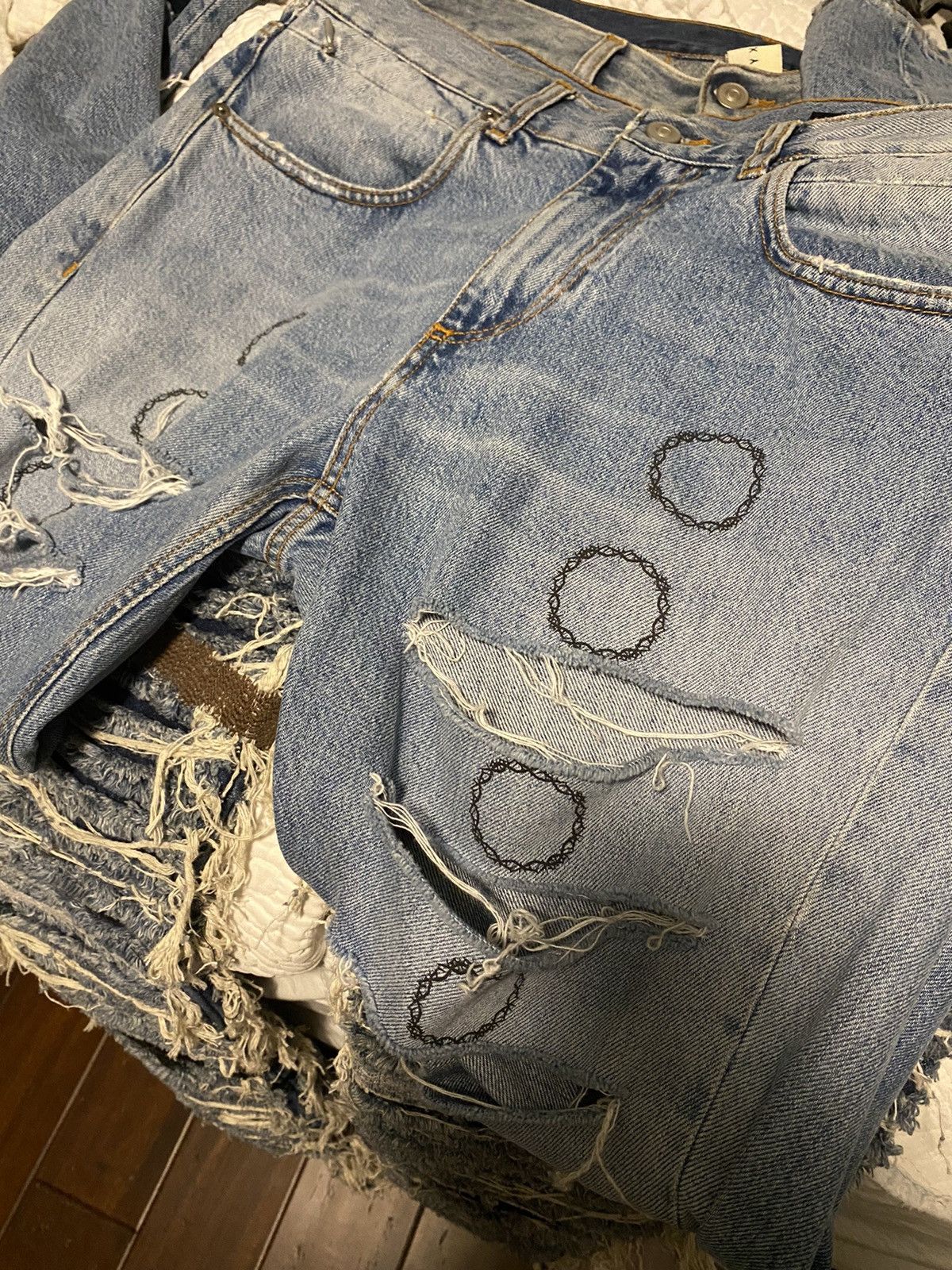 1017 ALYX 9SM 1017 ALYX THORN SLASH DENIM Size US 32 / EU 48 - 12 Thumbnail