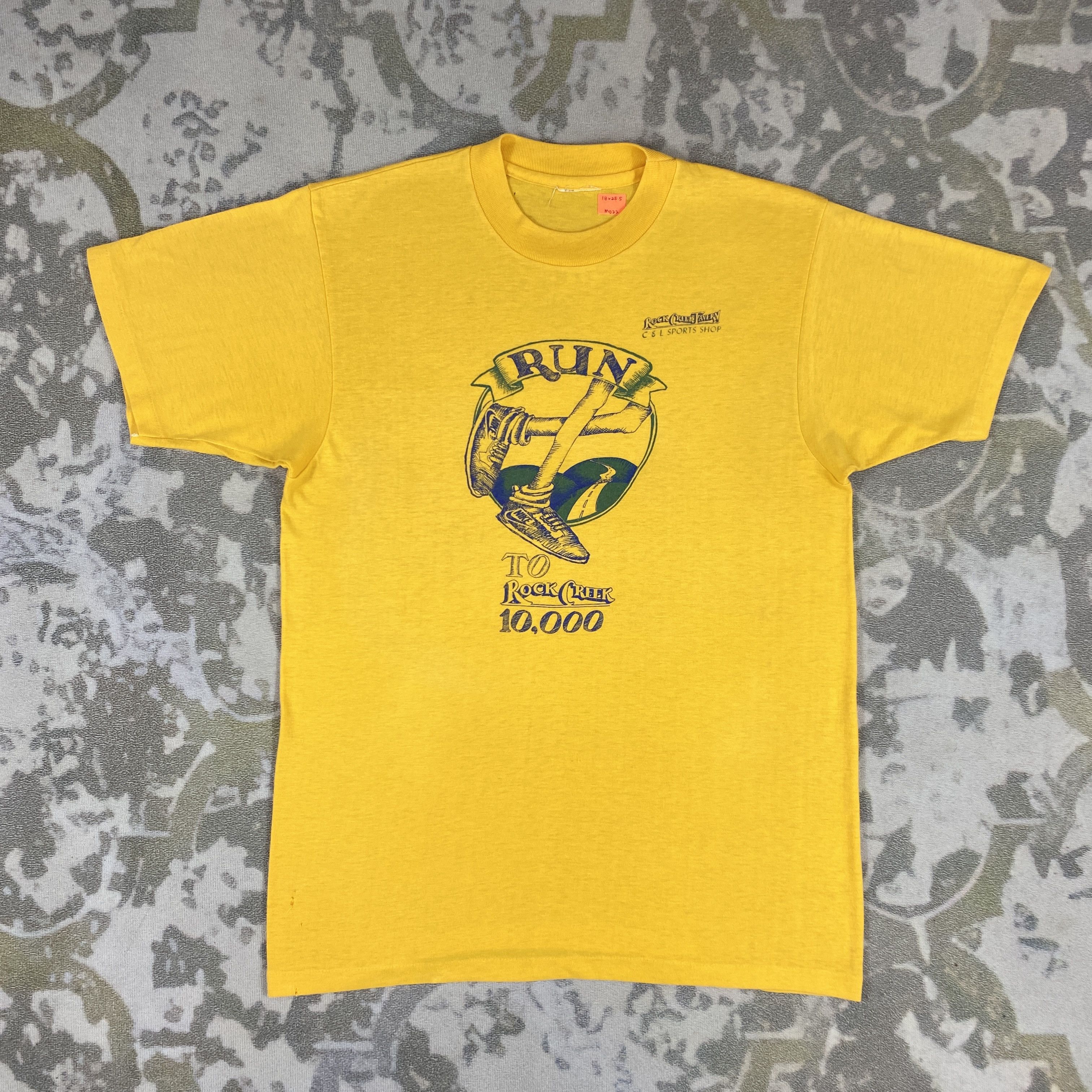 Nike Vintage Nike Run To Rock Creek 10,000 Small Shirt - M022 Size US S / EU 44-46 / 1 - 1 Thumbnail